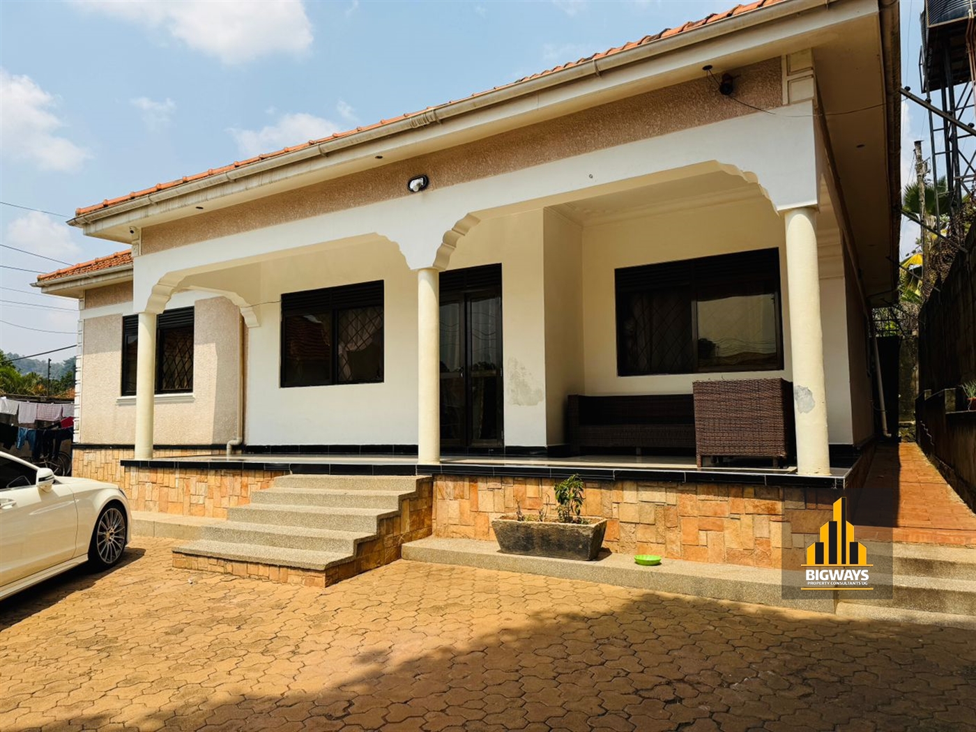 Bungalow for sale in Muyenga Kampala