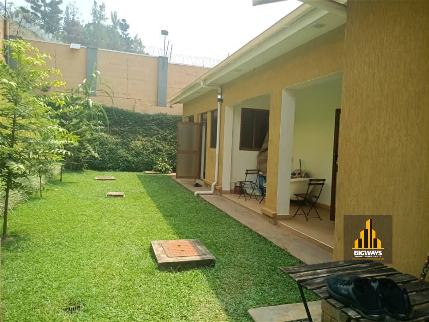 Storeyed house for sale in Akright Wakiso