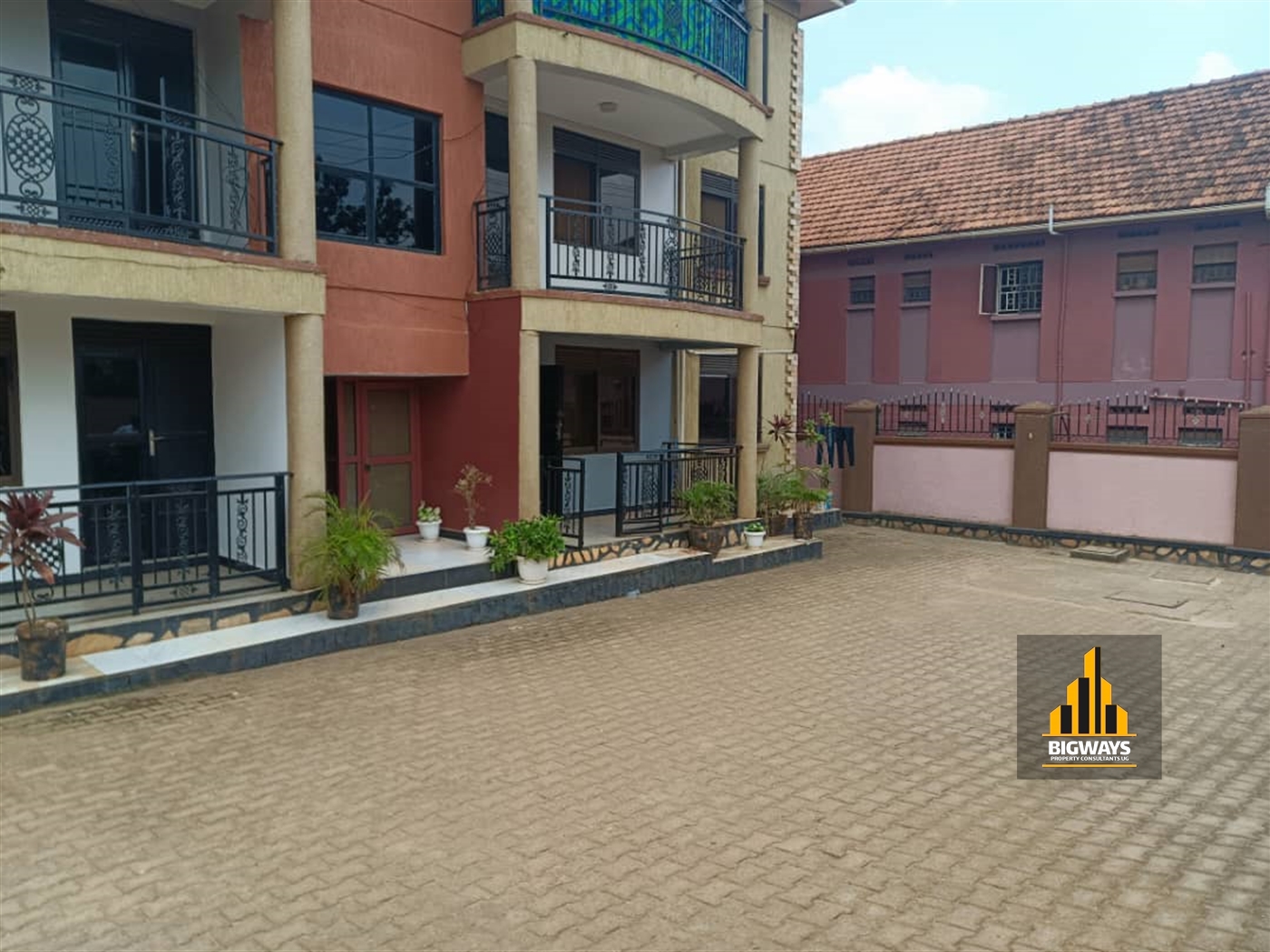 Apartment block for sale in Makindye Kampala