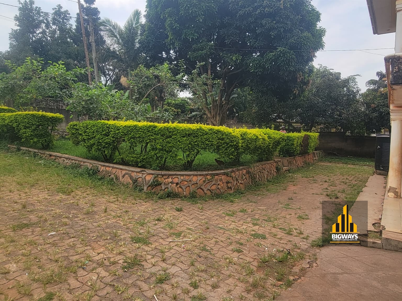 Storeyed house for sale in Mulawa Wakiso