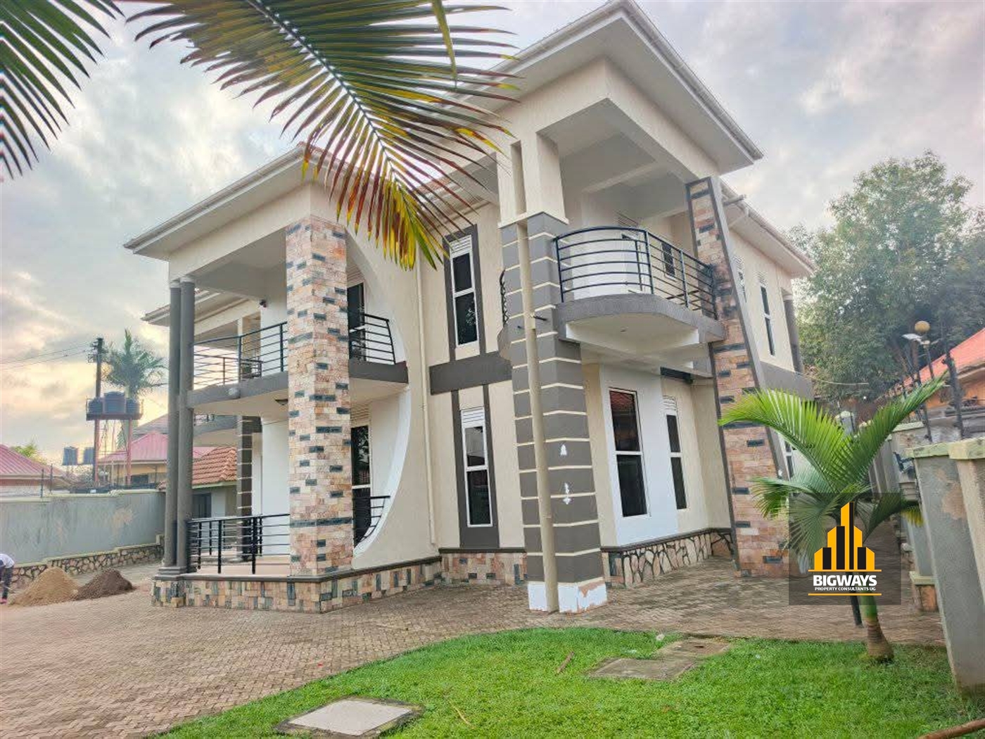 Storeyed house for sale in Najjera Wakiso