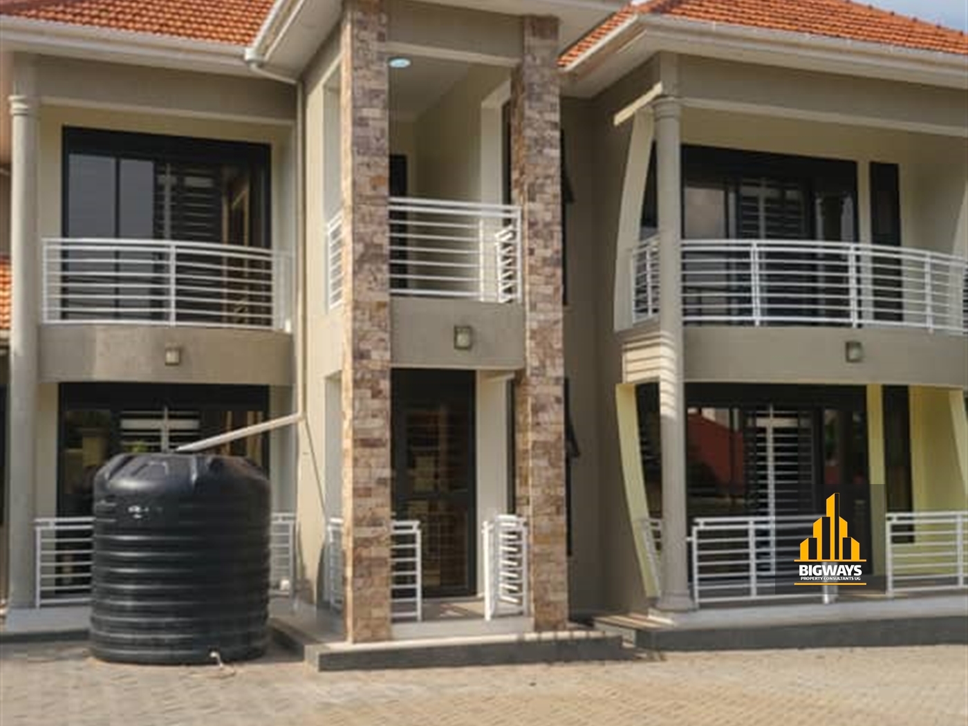 Storeyed house for sale in Munyonyo Kampala