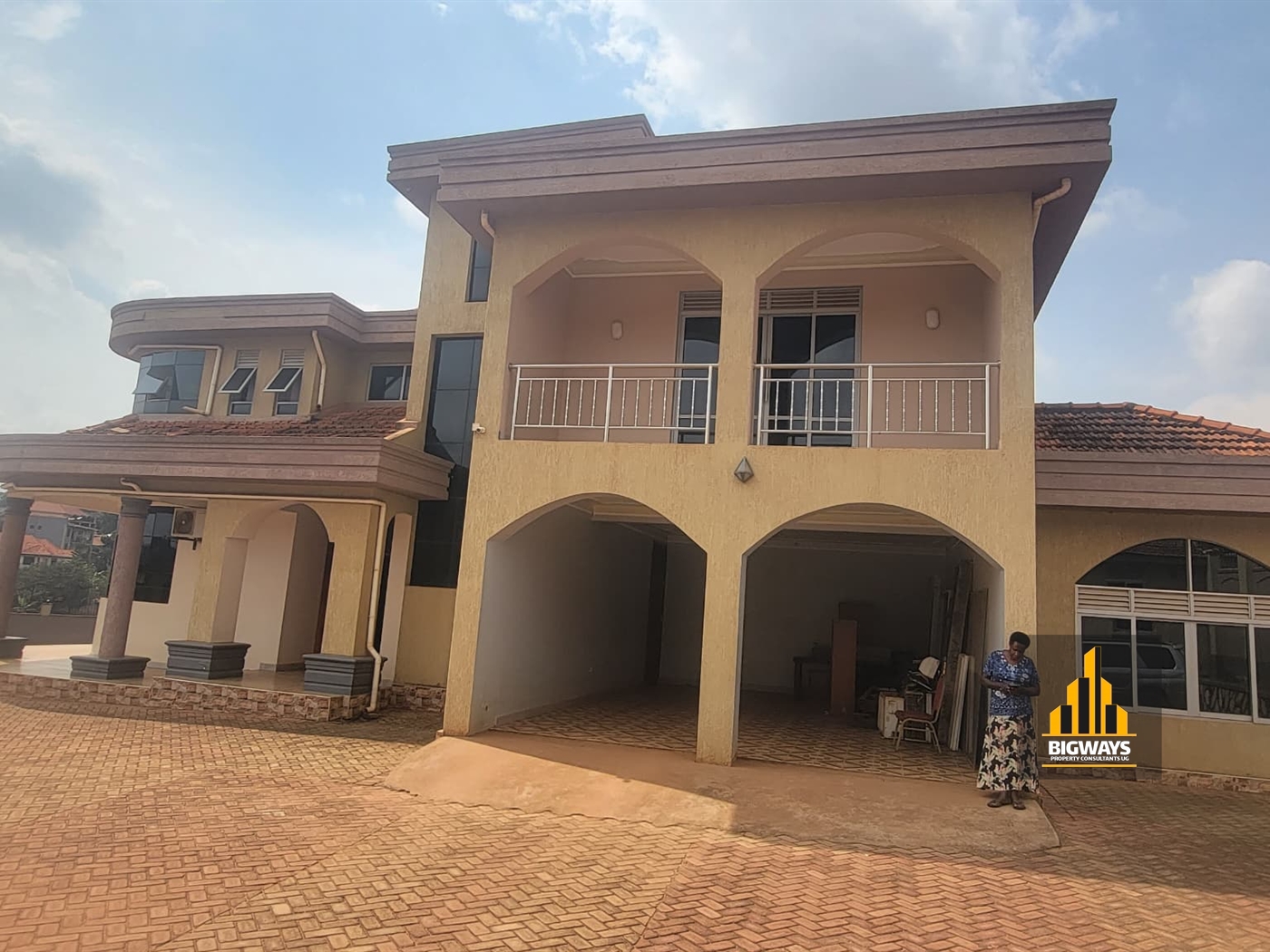 Mansion for sale in Najjera Wakiso