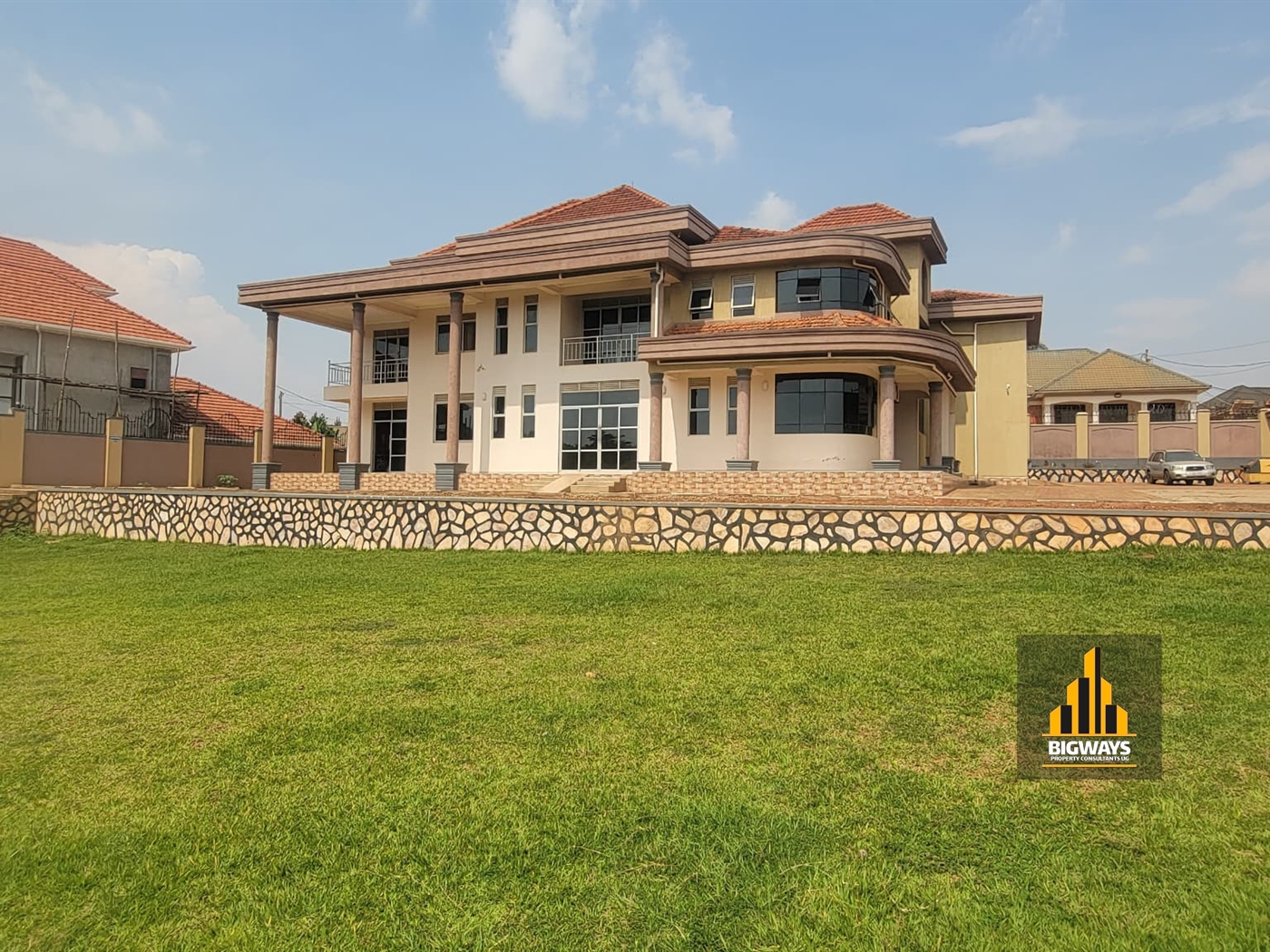 Mansion for sale in Najjera Wakiso