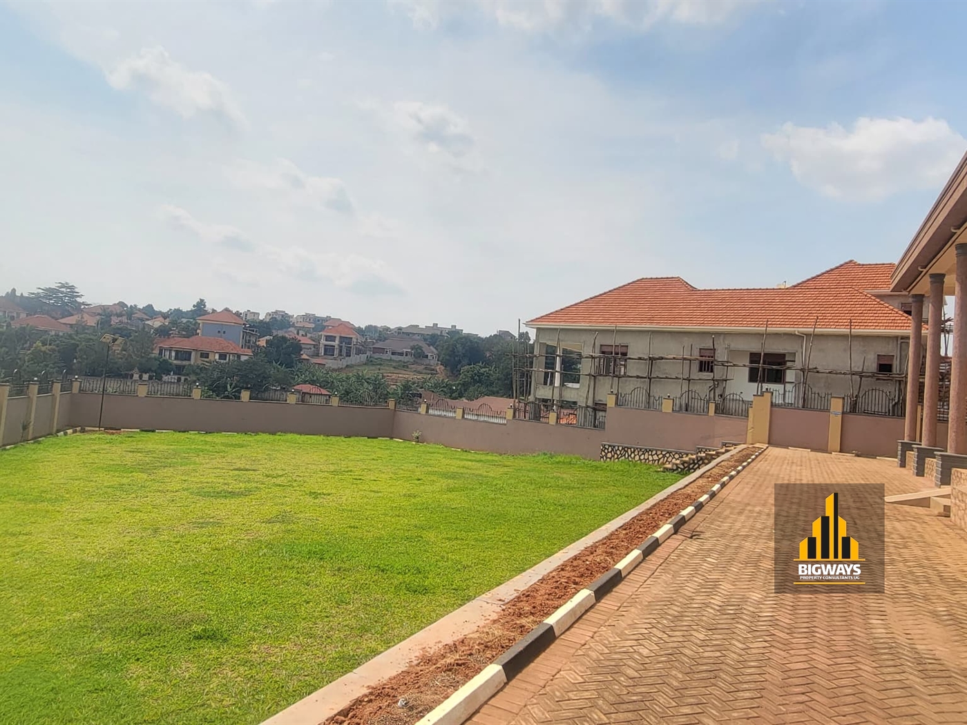 Mansion for sale in Najjera Wakiso