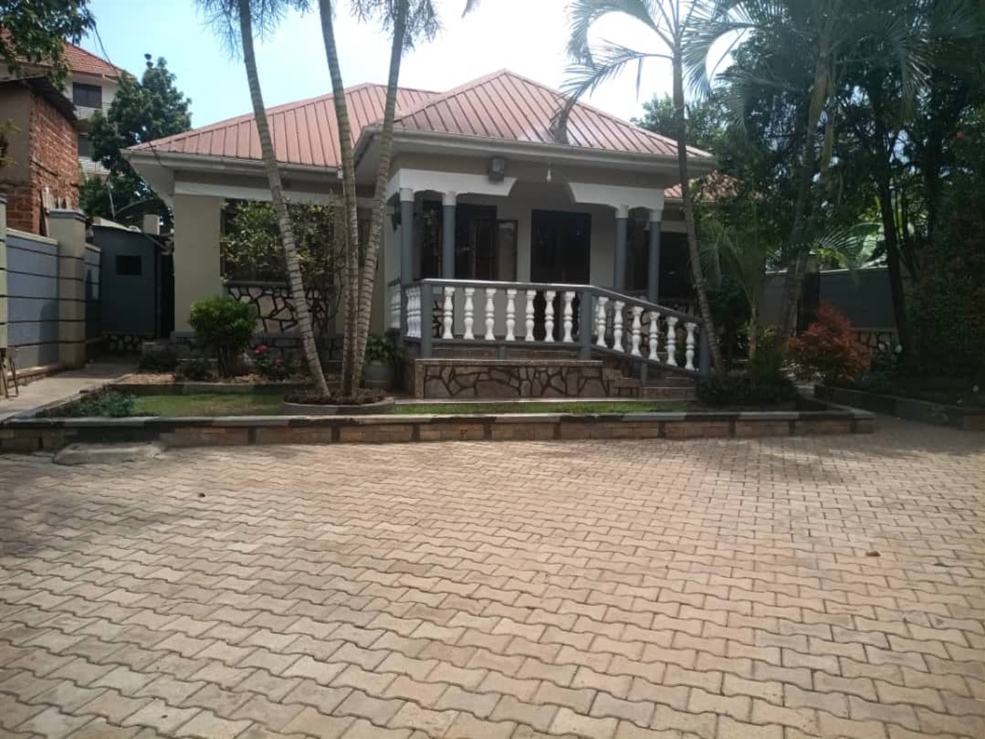 Bungalow for sale in Lweza Wakiso