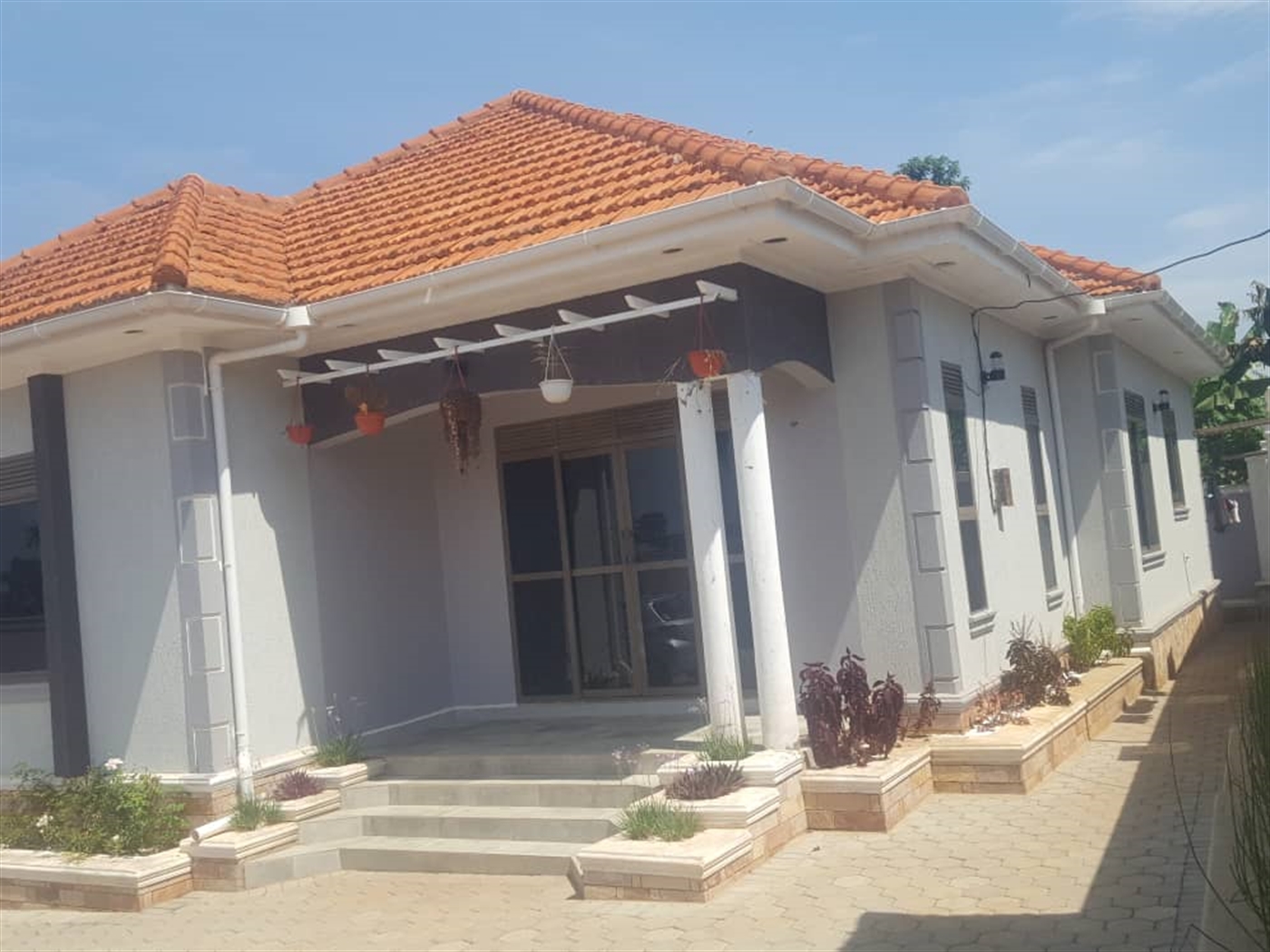 Bungalow for sale in Nakweelo Wakiso