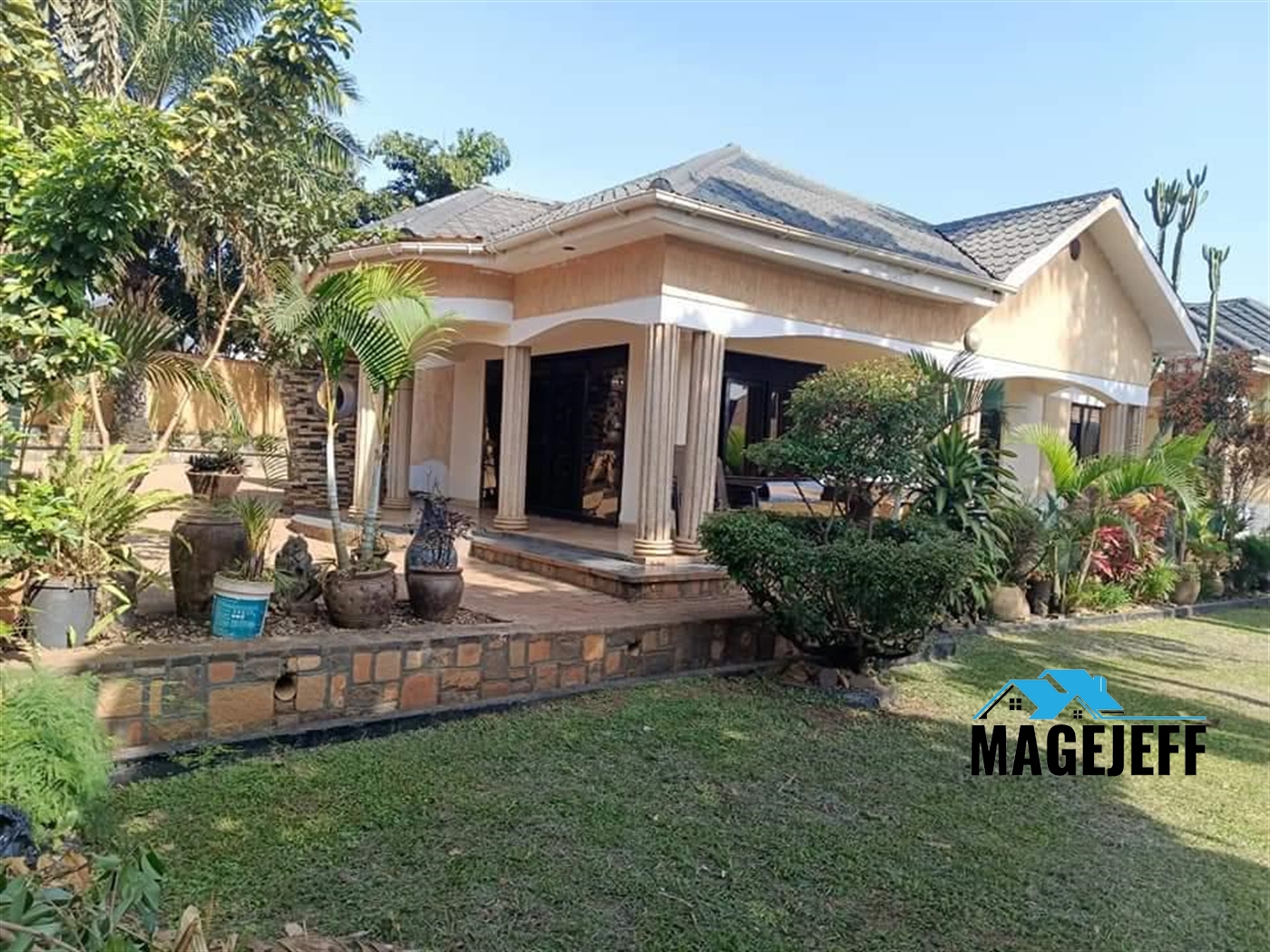 Bungalow for sale in Kyaliwajjala Wakiso