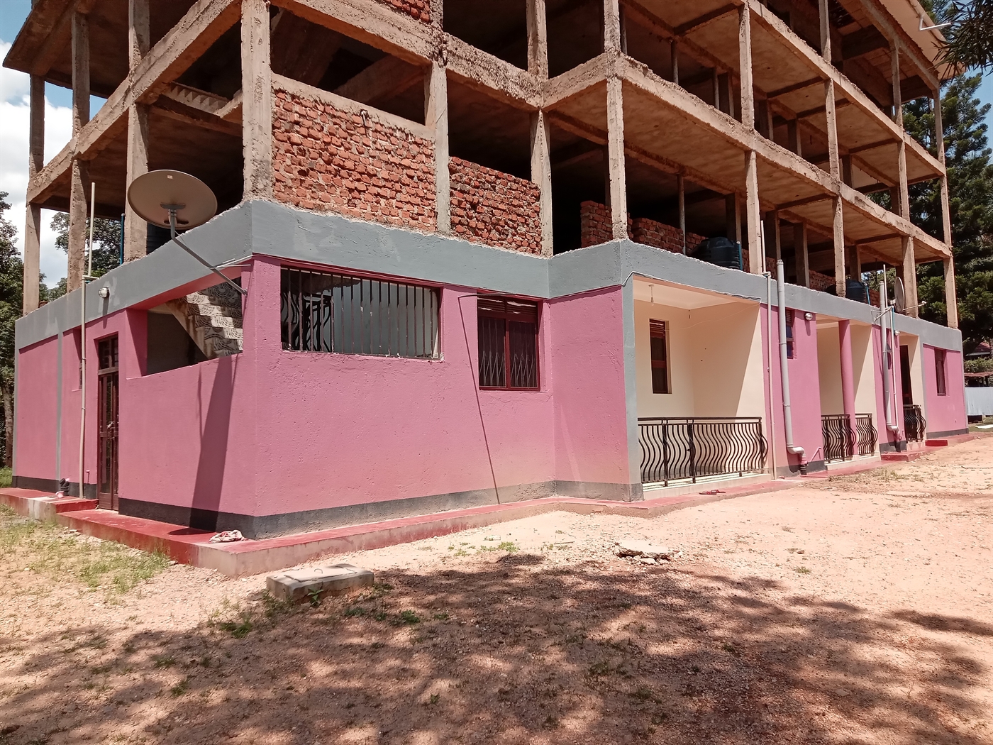 Apartment block for rent in Sunrise Mbaale