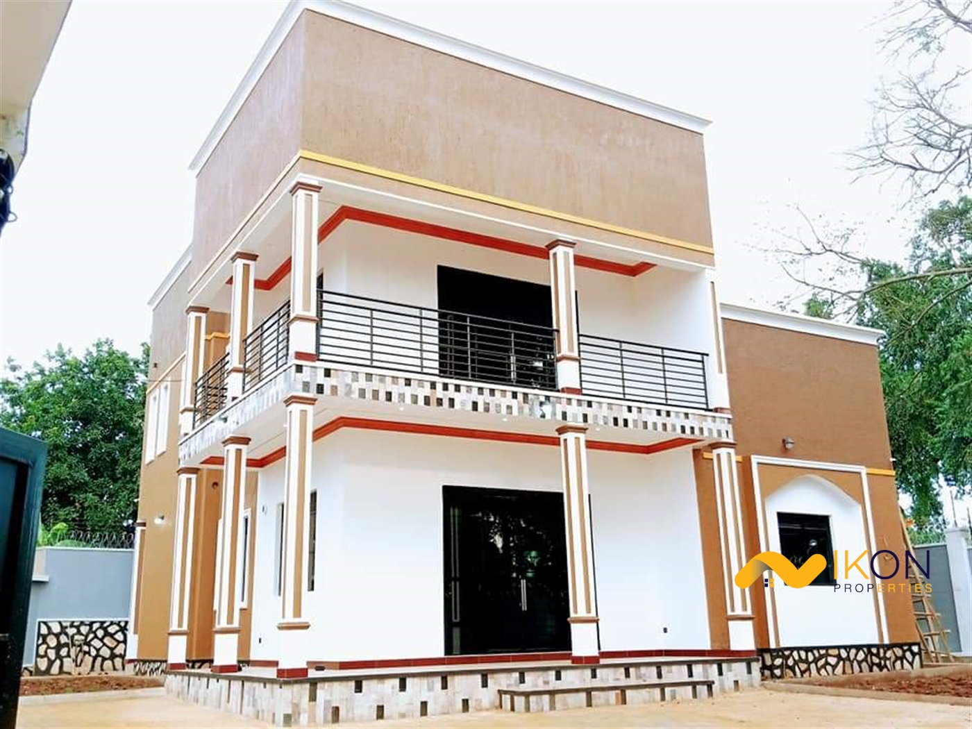 Storeyed house for sale in Namugongo Wakiso