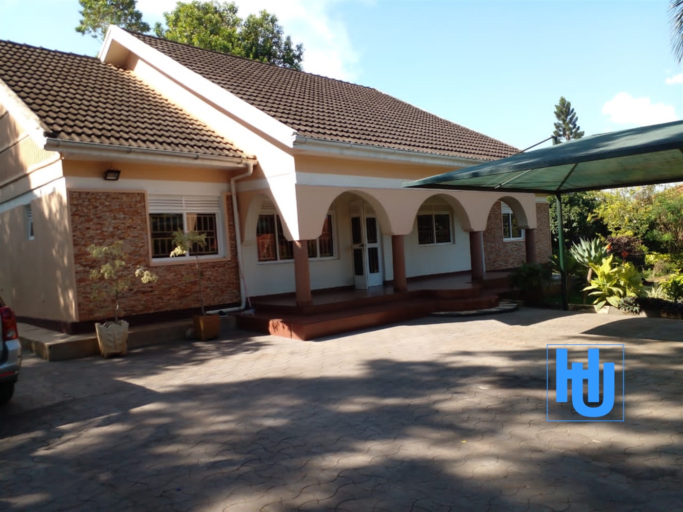 Bungalow for sale in Muyenga Wakiso