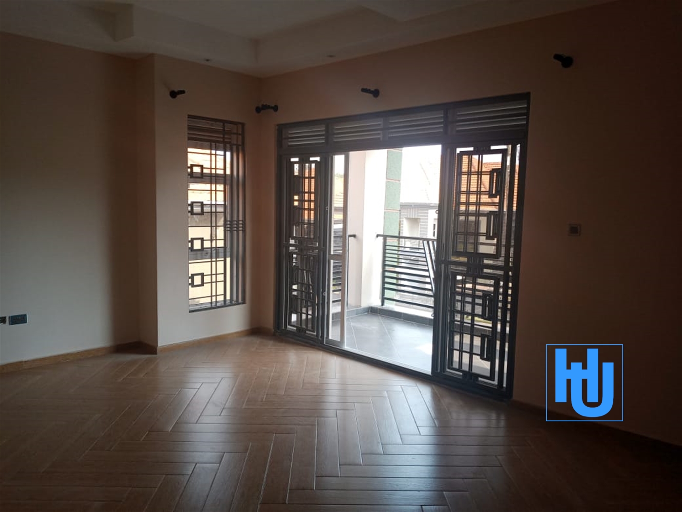 Mansion for sale in Kisaasi Wakiso