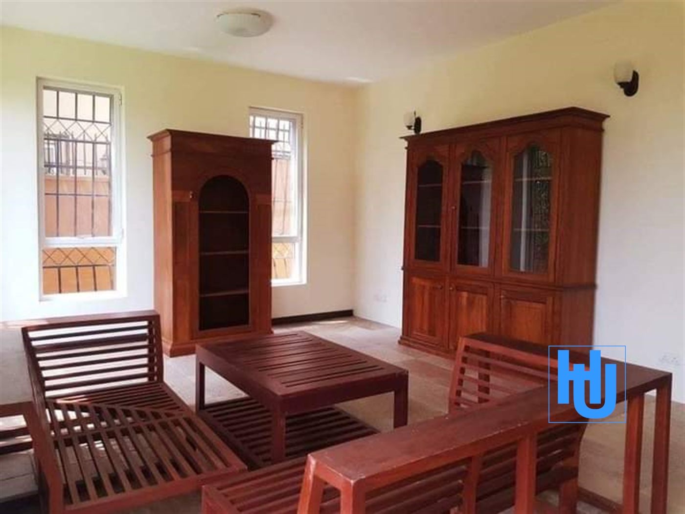 Mansion for sale in Lubowa Wakiso