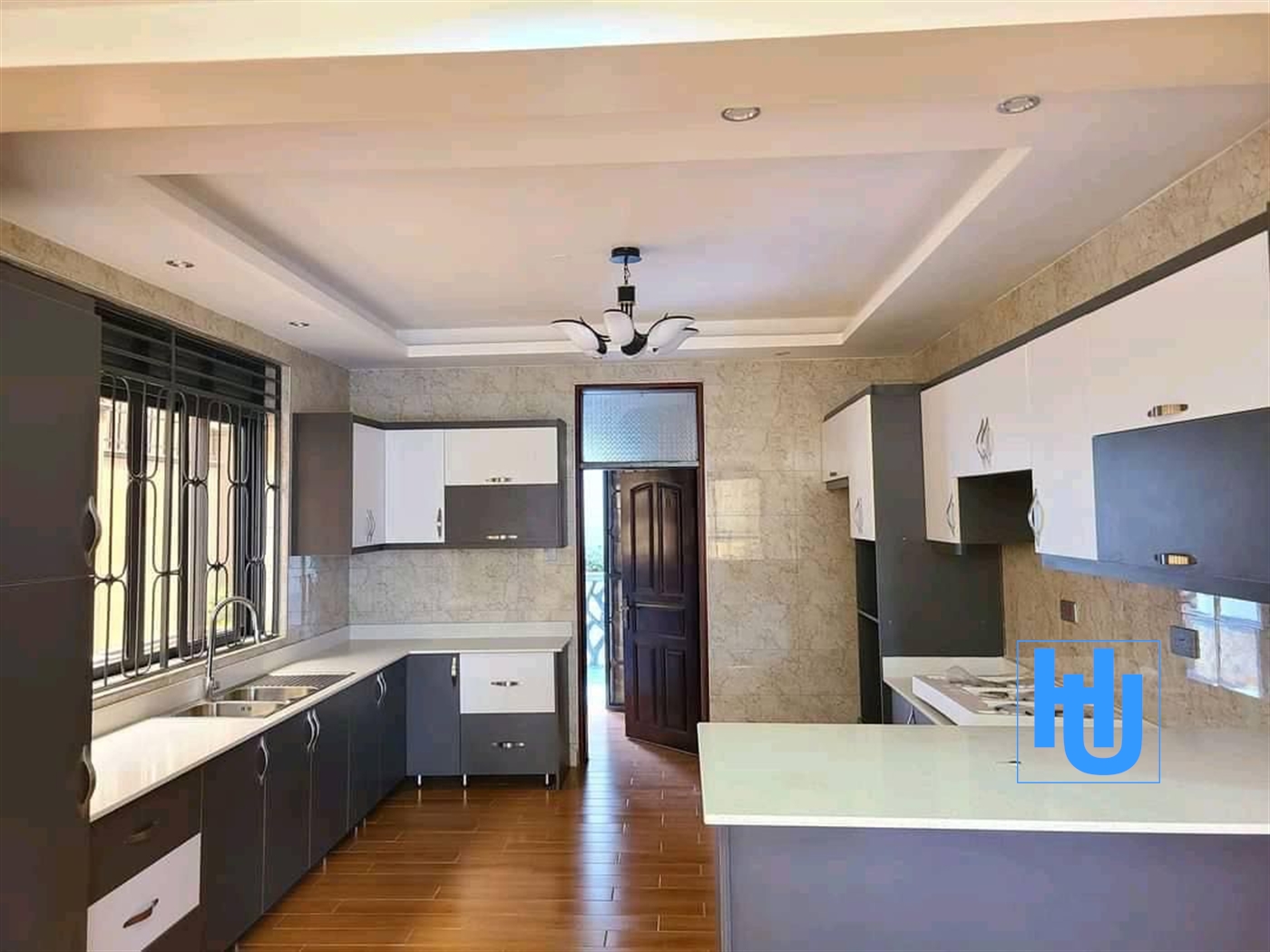 Mansion for sale in Munyonyo Kampala