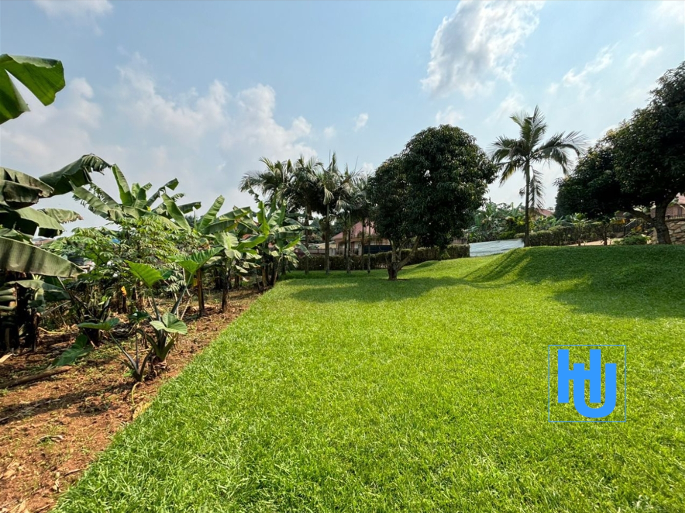 Mansion for sale in Buwaate Wakiso