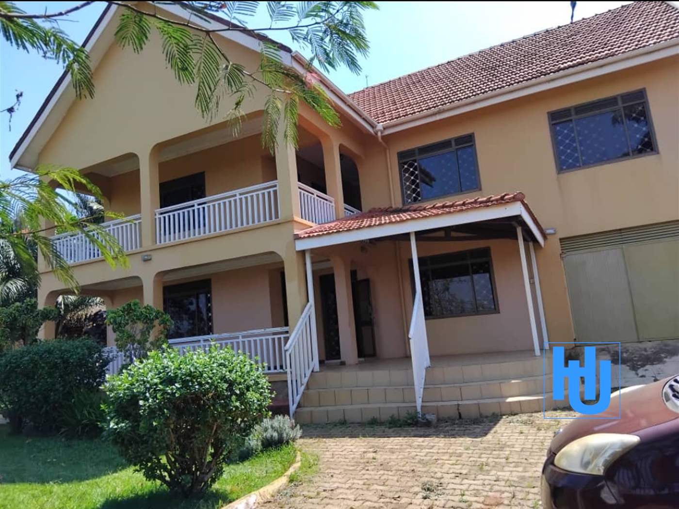 Mansion for sale in Lubowa Wakiso