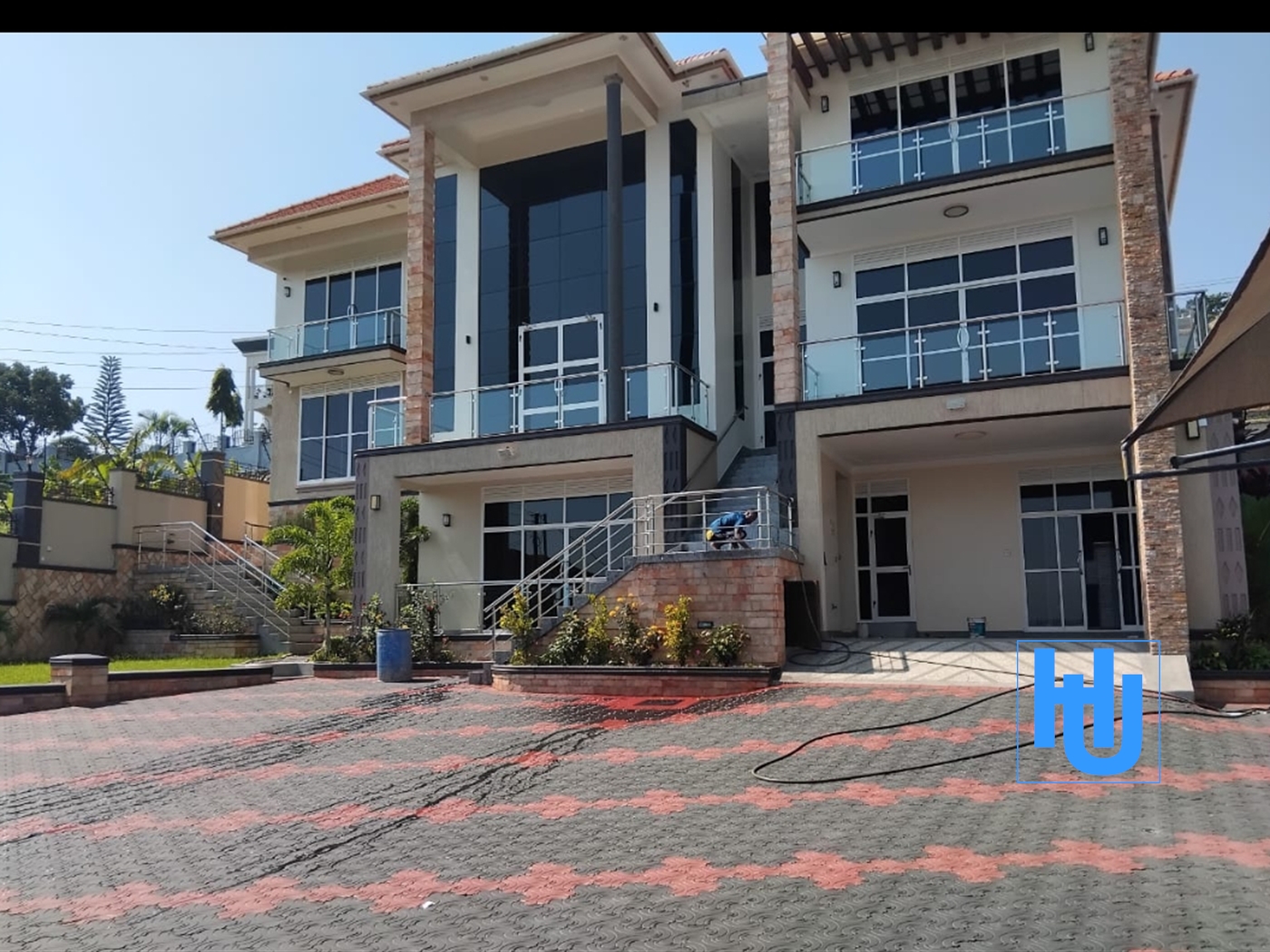 Mansion for sale in Lubowa Wakiso