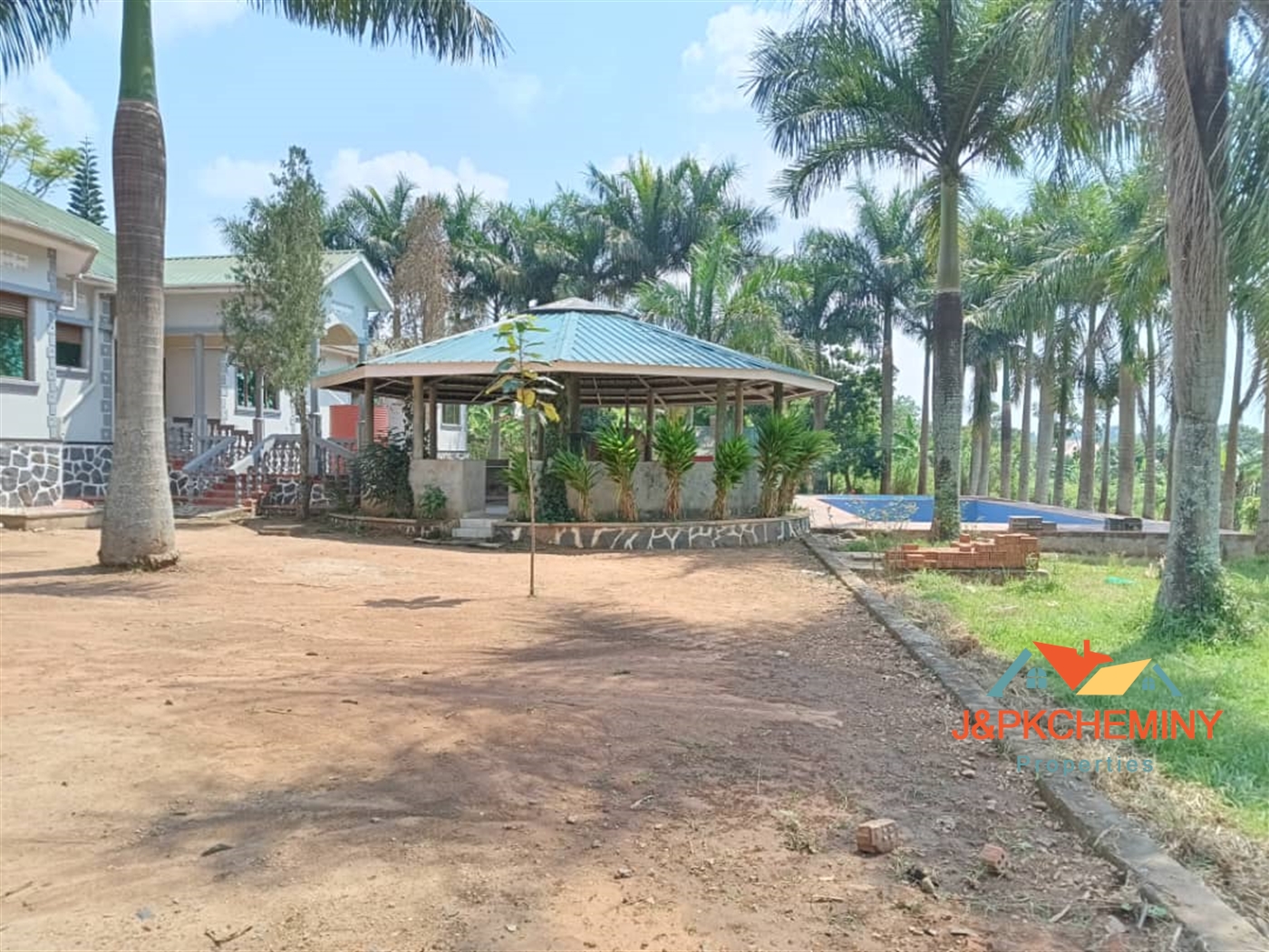 Mansion for sale in Nakifuma Mukono