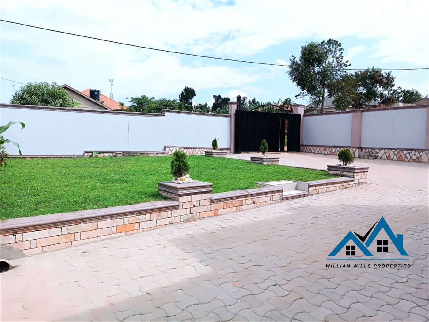 Storeyed house for sale in Kira Wakiso