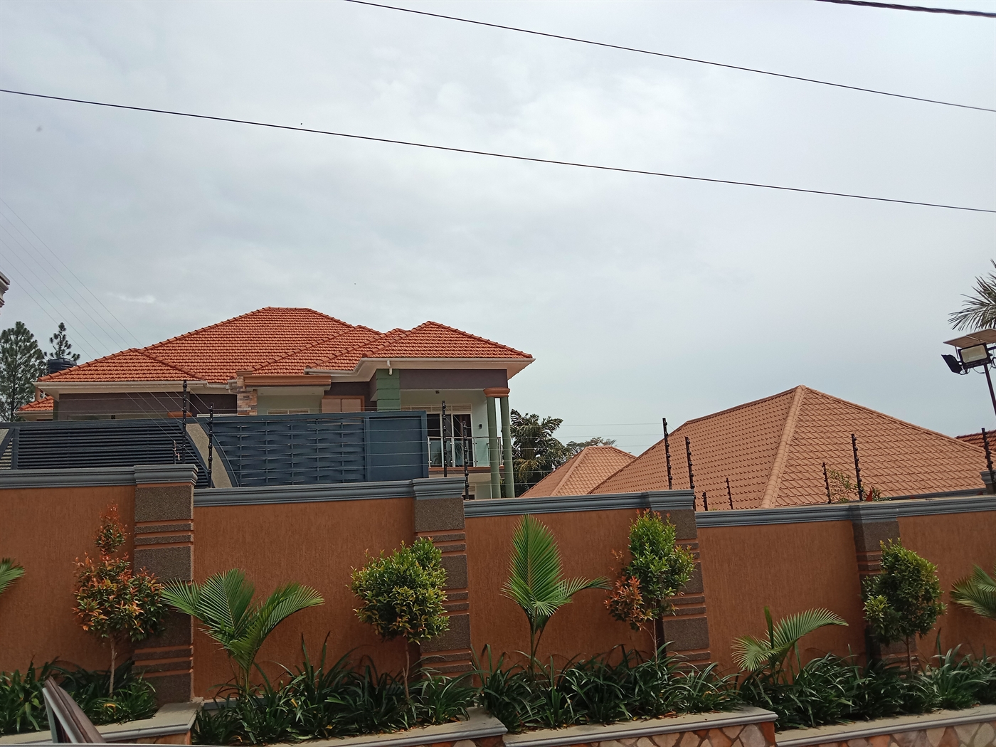 Mansion for sale in Kira Wakiso