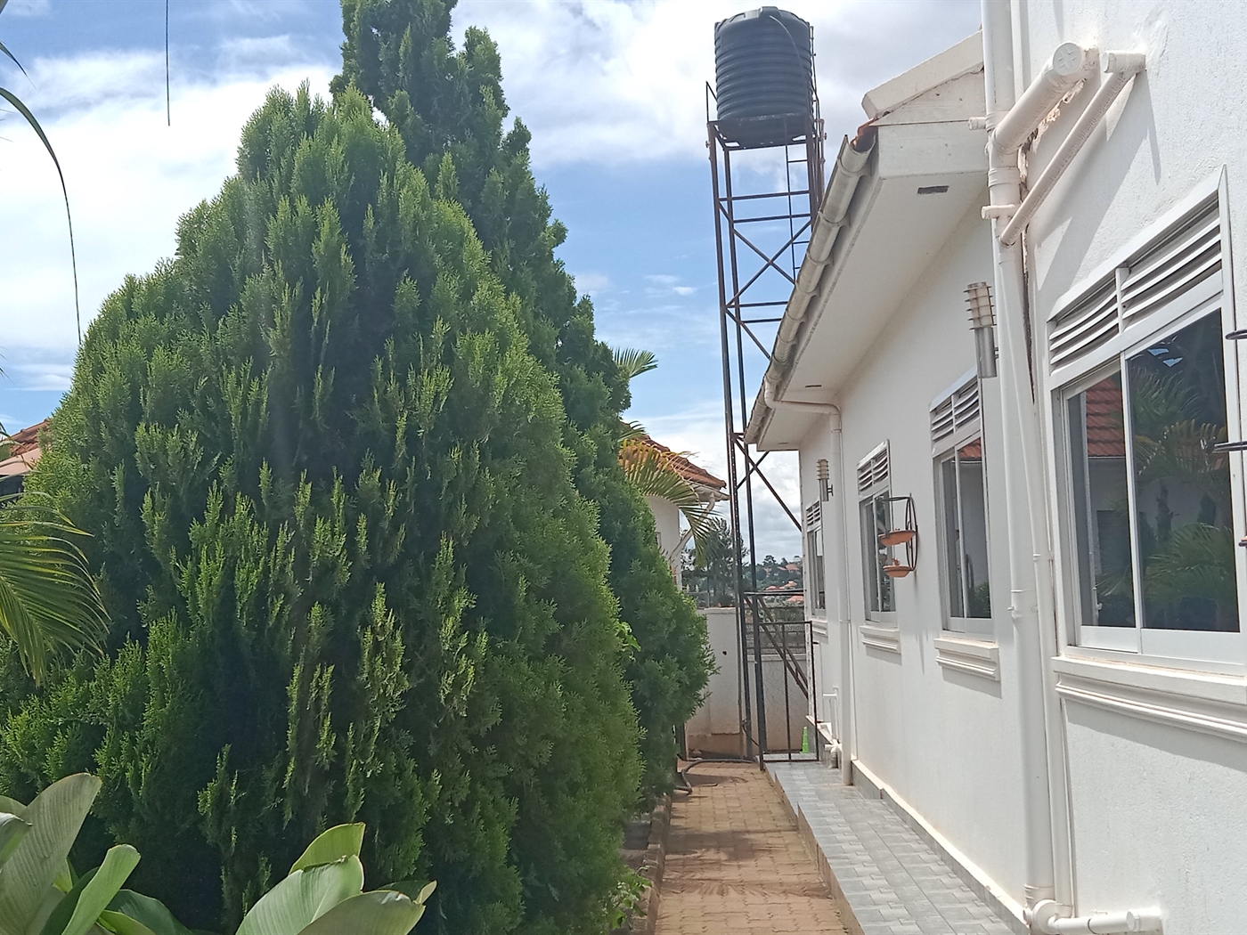 Storeyed house for sale in Akright Wakiso