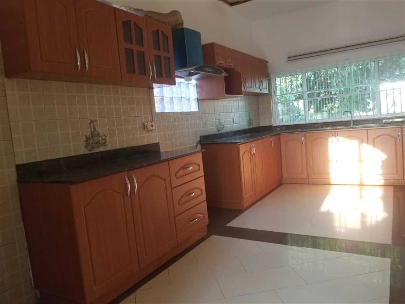 Bungalow for sale in Lubowa Wakiso