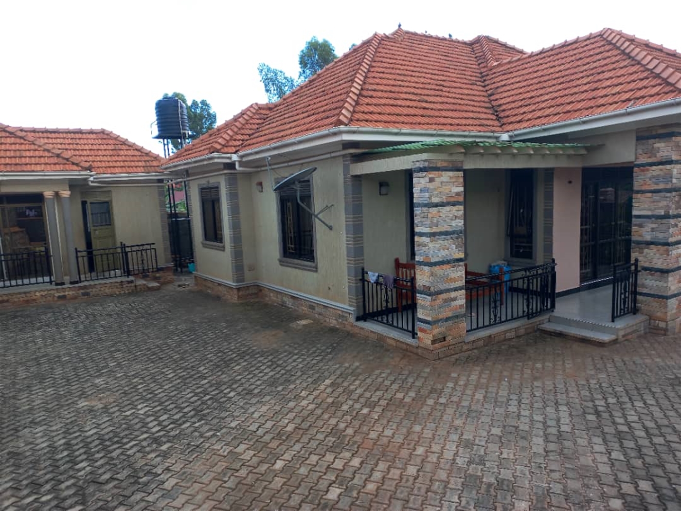 Bungalow for sale in Bwebajja Wakiso