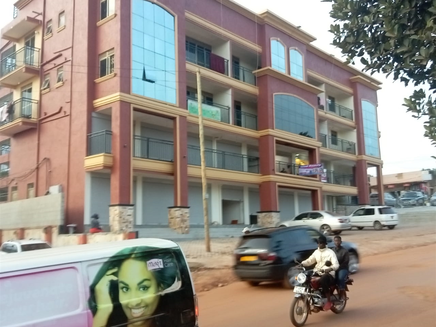 Commercial block for sale in Makindye Kampala