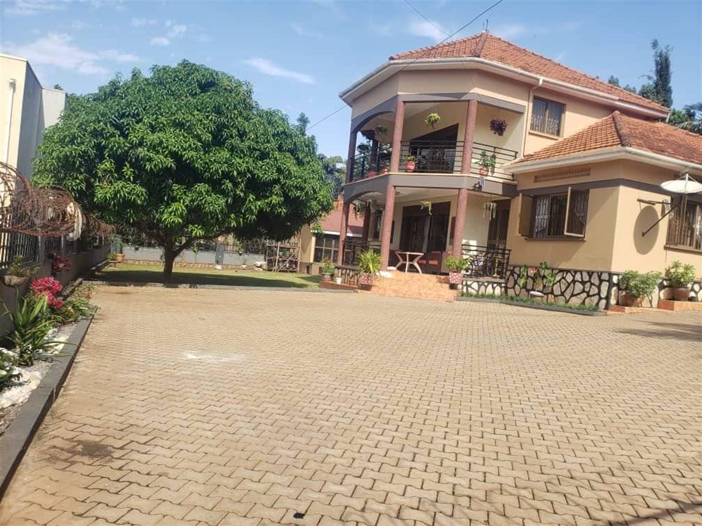 Storeyed house for sale in Ntinda Kampala