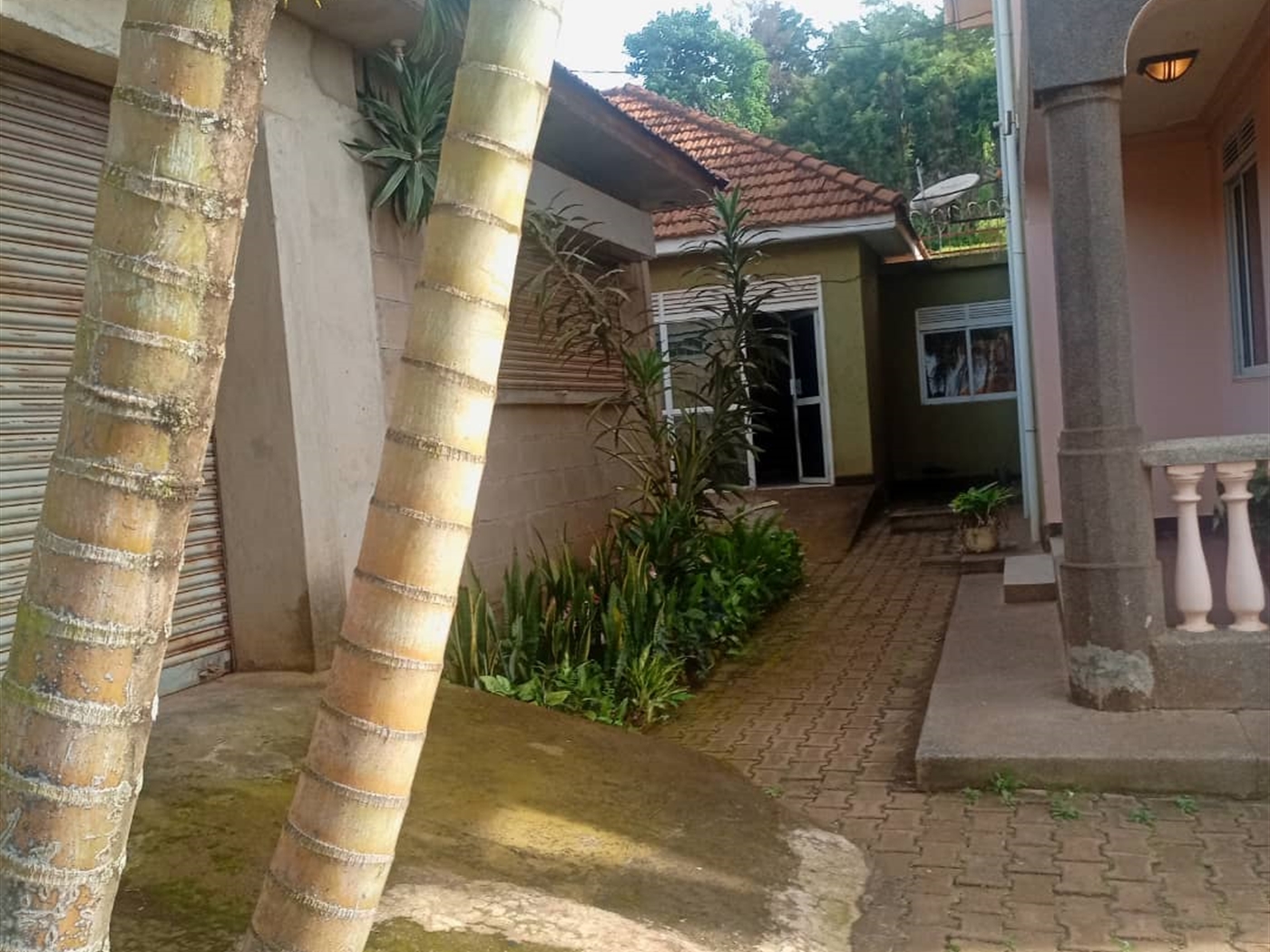 Storeyed house for sale in Bunamwaaya Wakiso