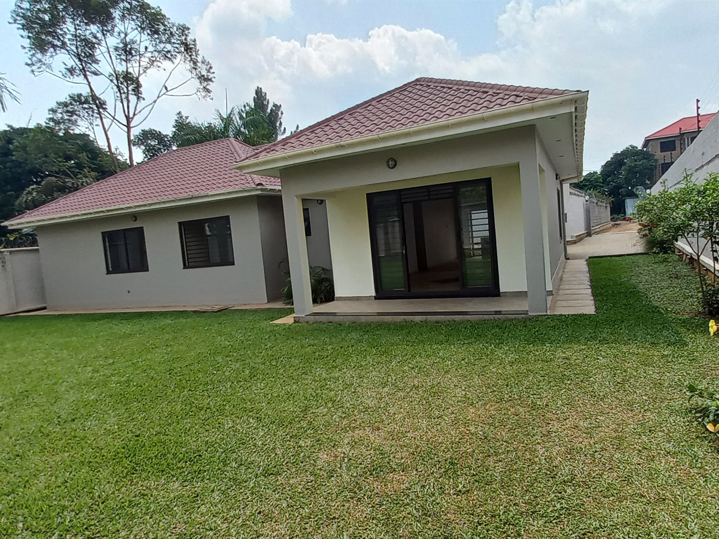 Bungalow for sale in Kira Wakiso