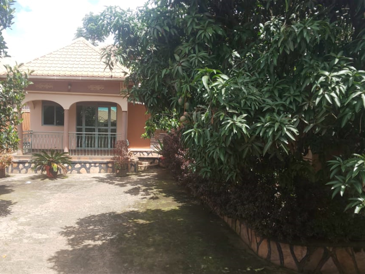 Bungalow for sale in Kawanda Wakiso