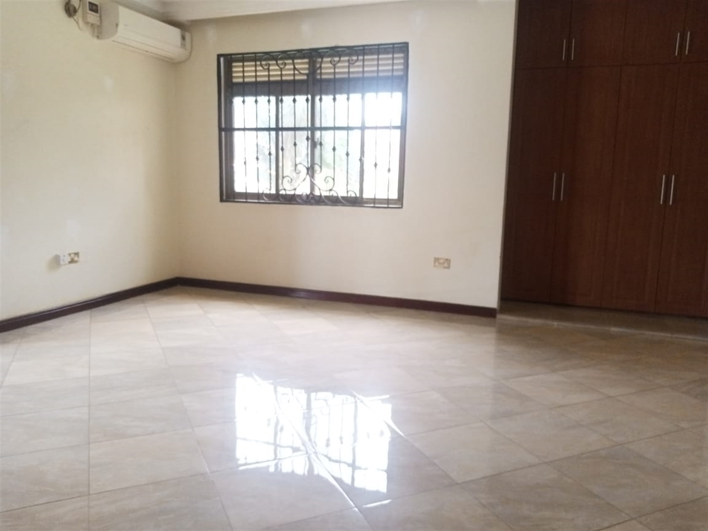 Bungalow for sale in Manyangwa Wakiso