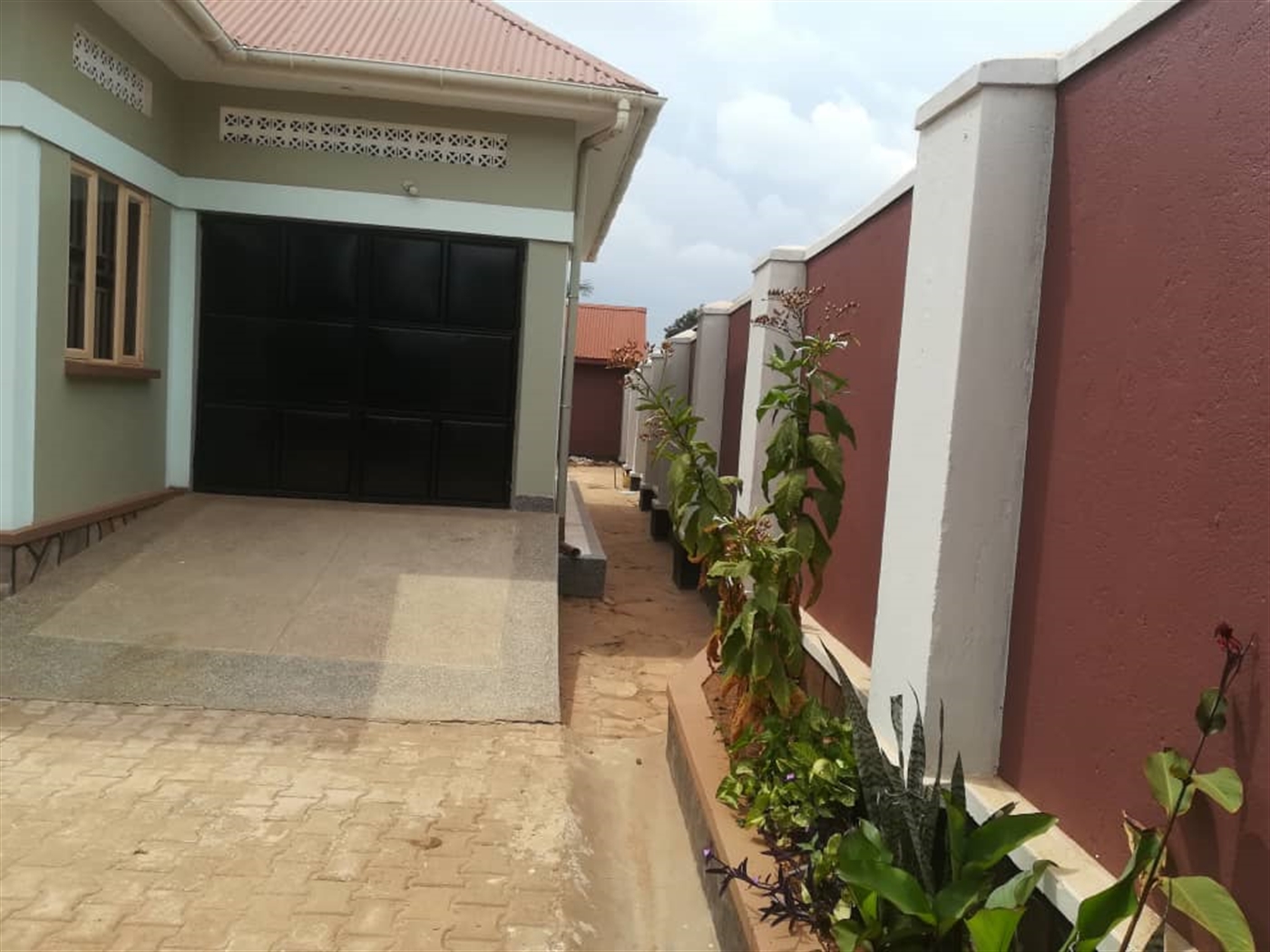 Bungalow for sale in Nansana Wakiso