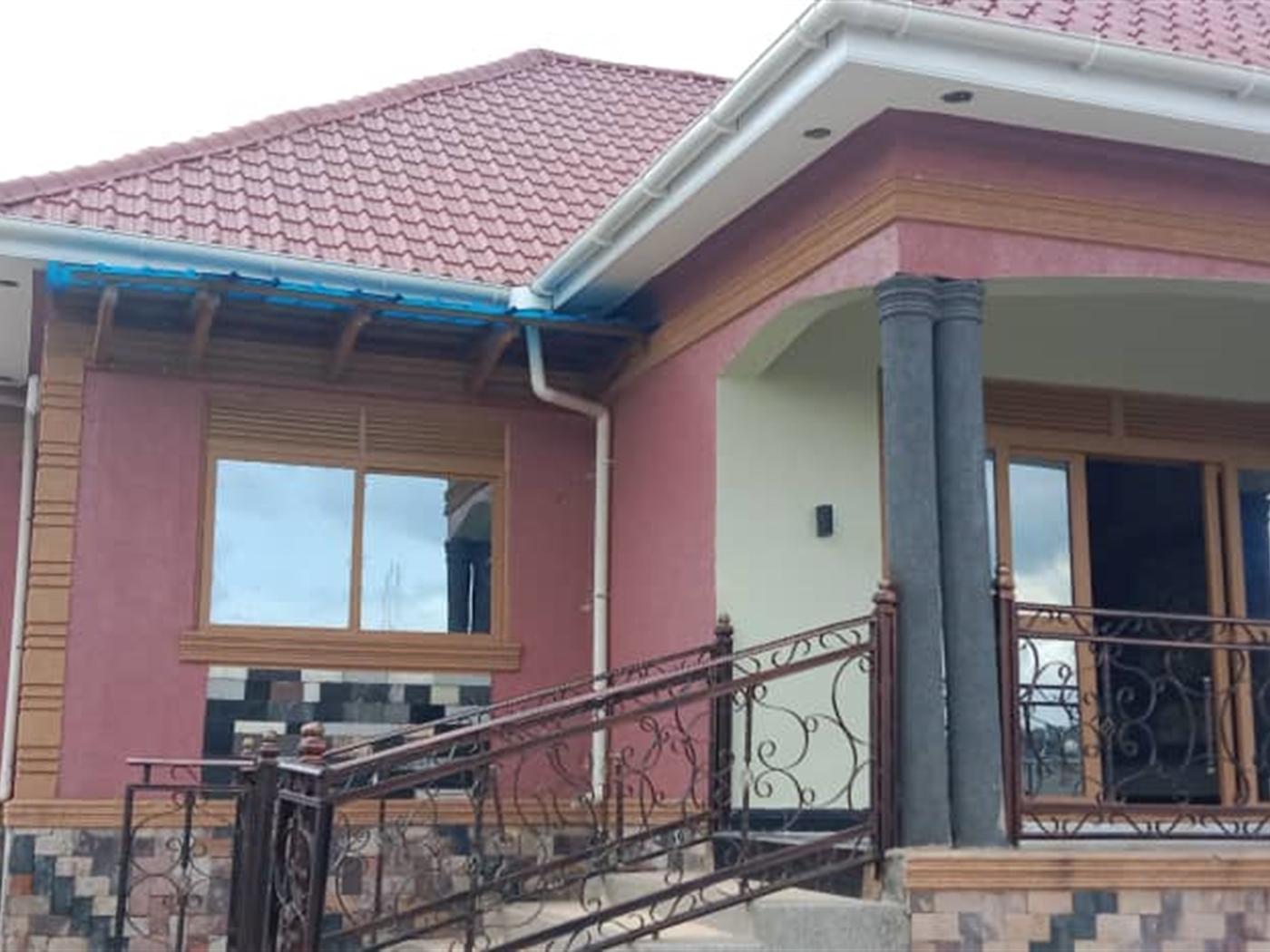 Bungalow for sale in Sserinya Wakiso