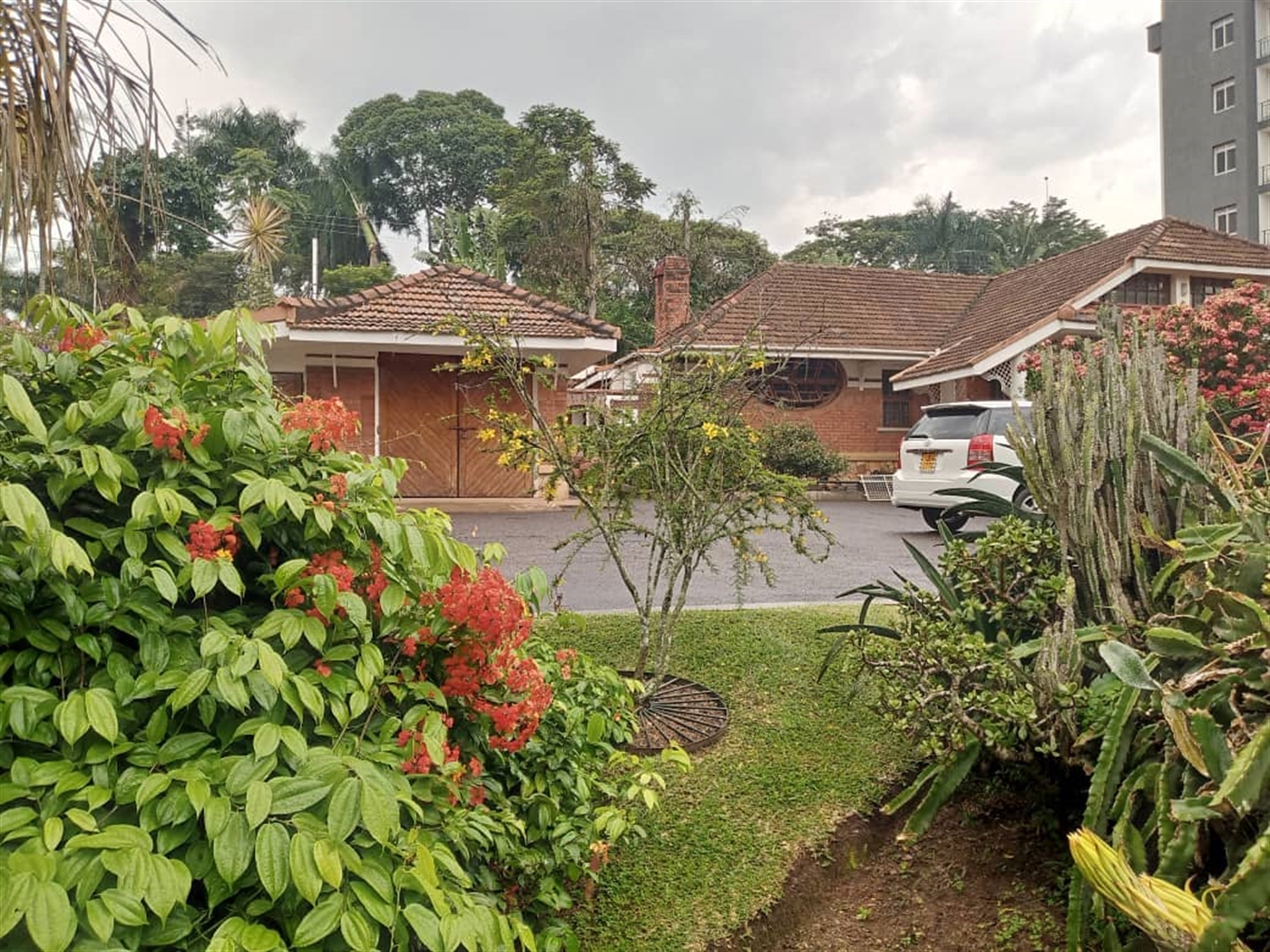 Bungalow for sale in Kololo Kampala