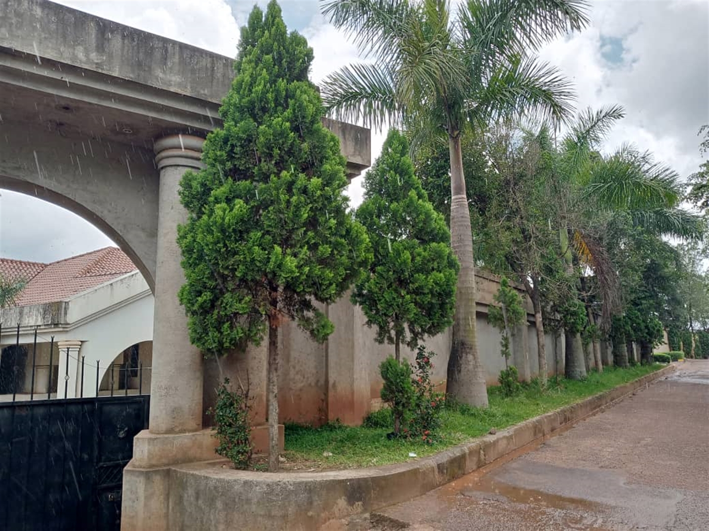 Storeyed house for sale in Kololo Kampala