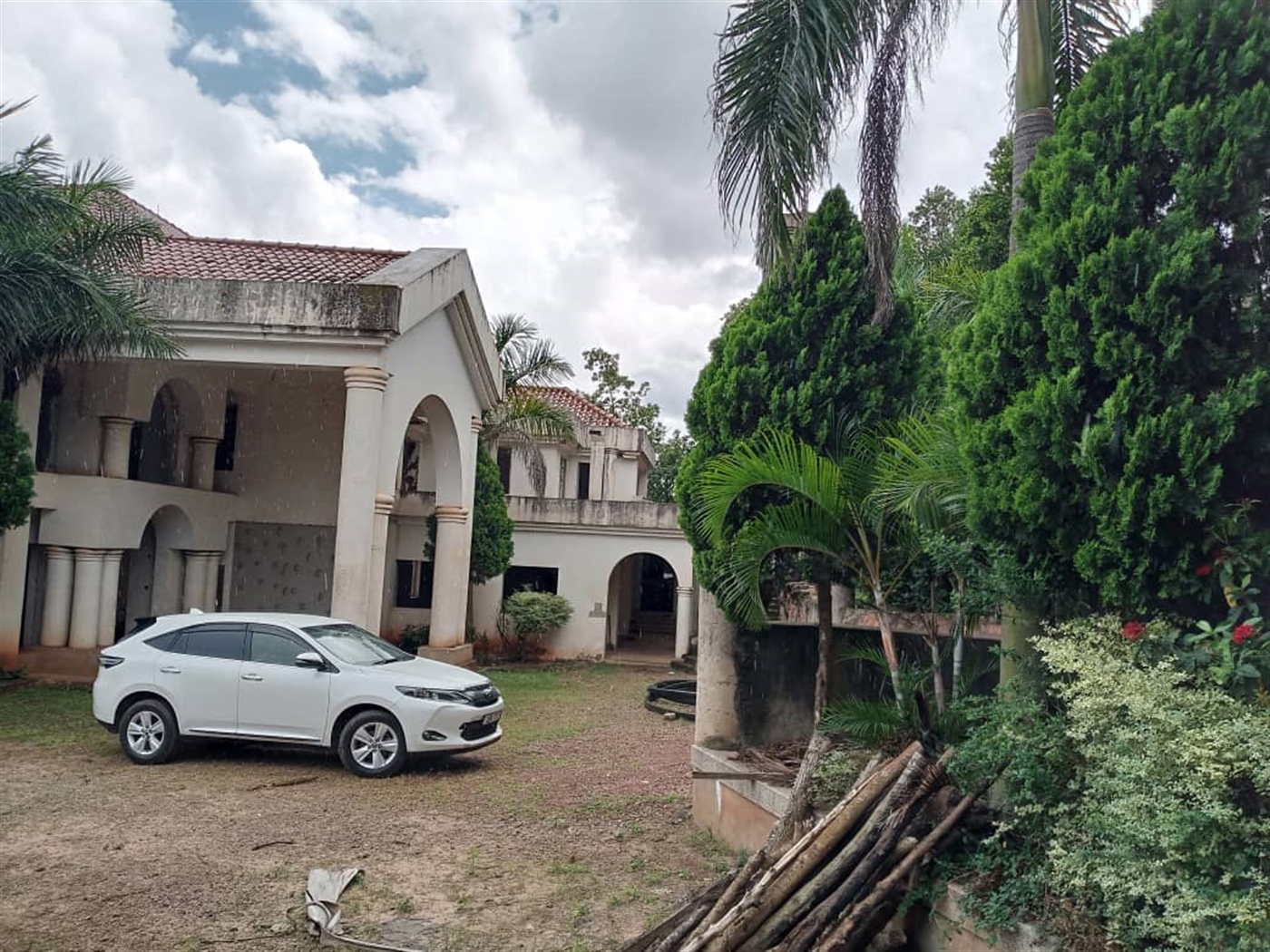 Storeyed house for sale in Kololo Kampala