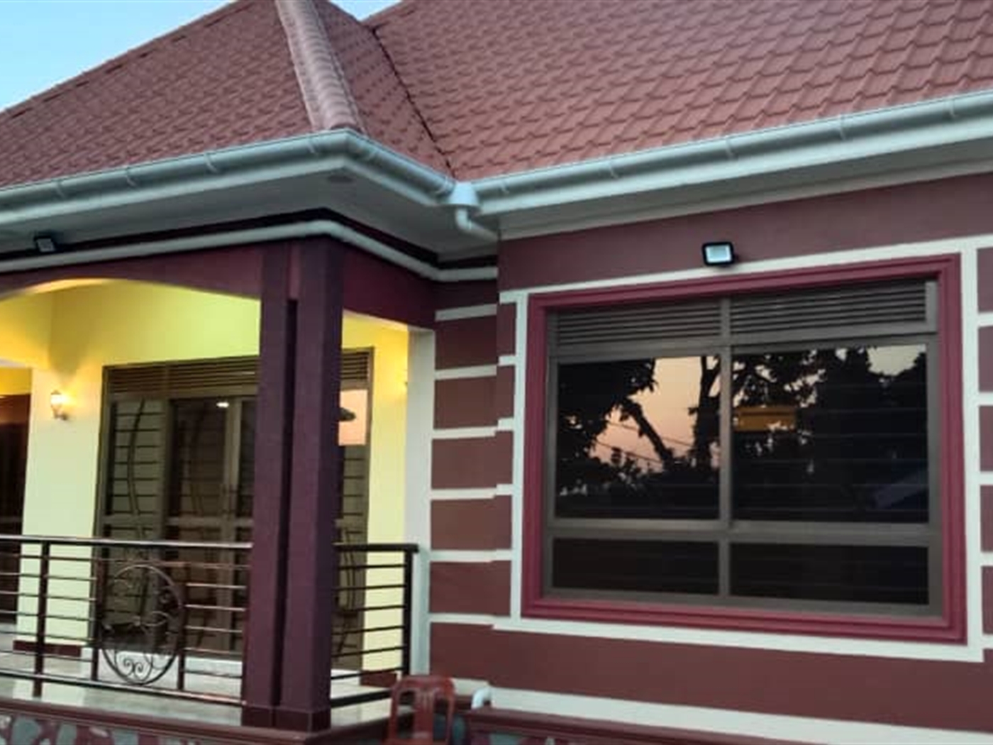 Bungalow for sale in Kitende Wakiso