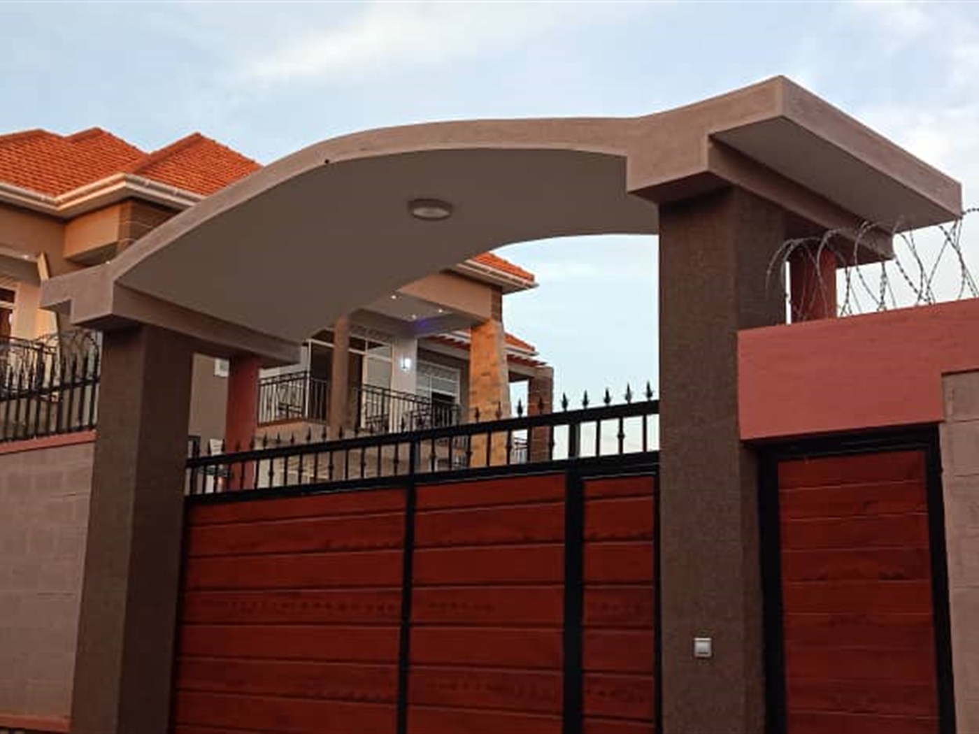 Storeyed house for sale in Akright Wakiso