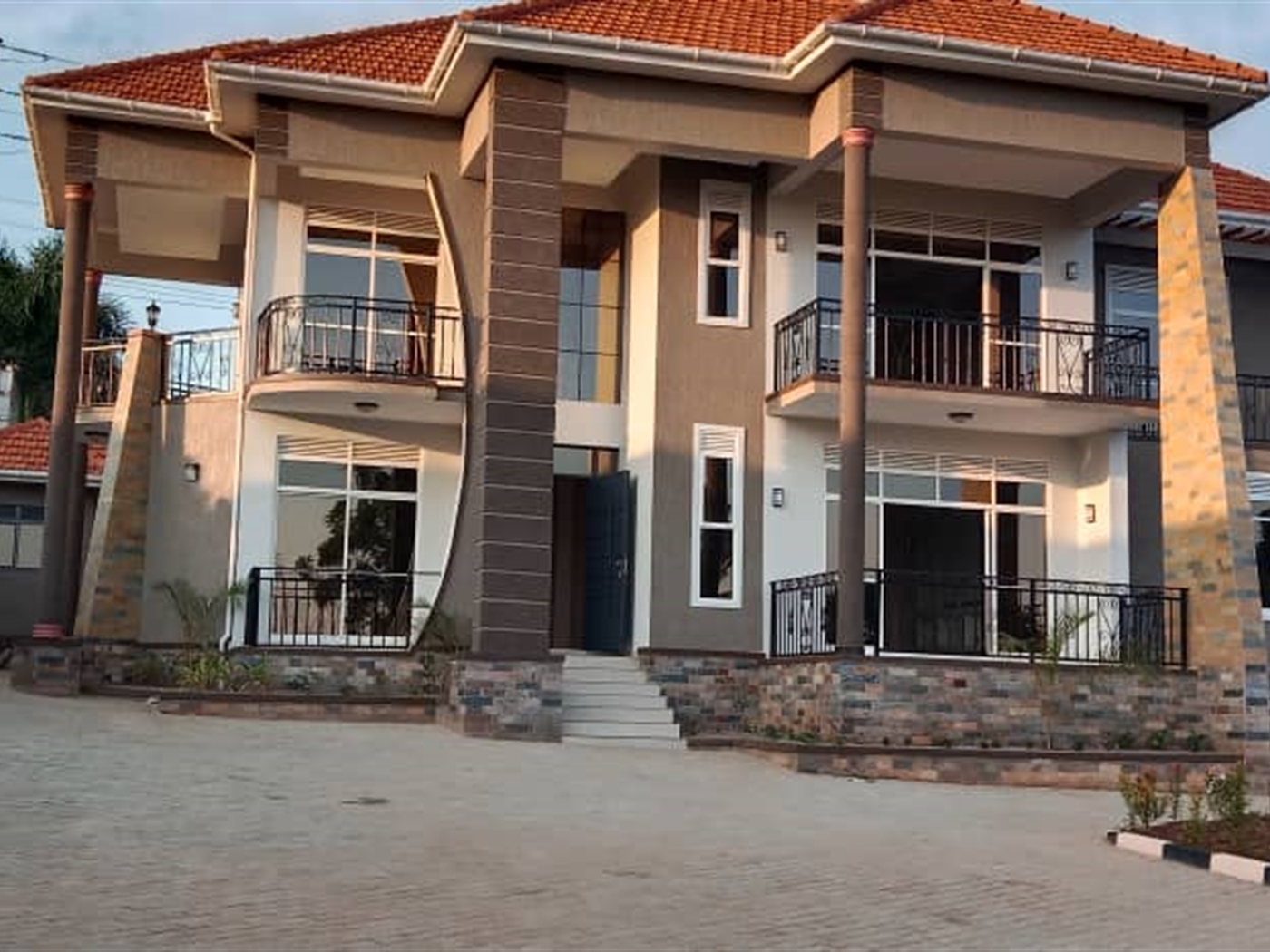 Storeyed house for sale in Akright Wakiso