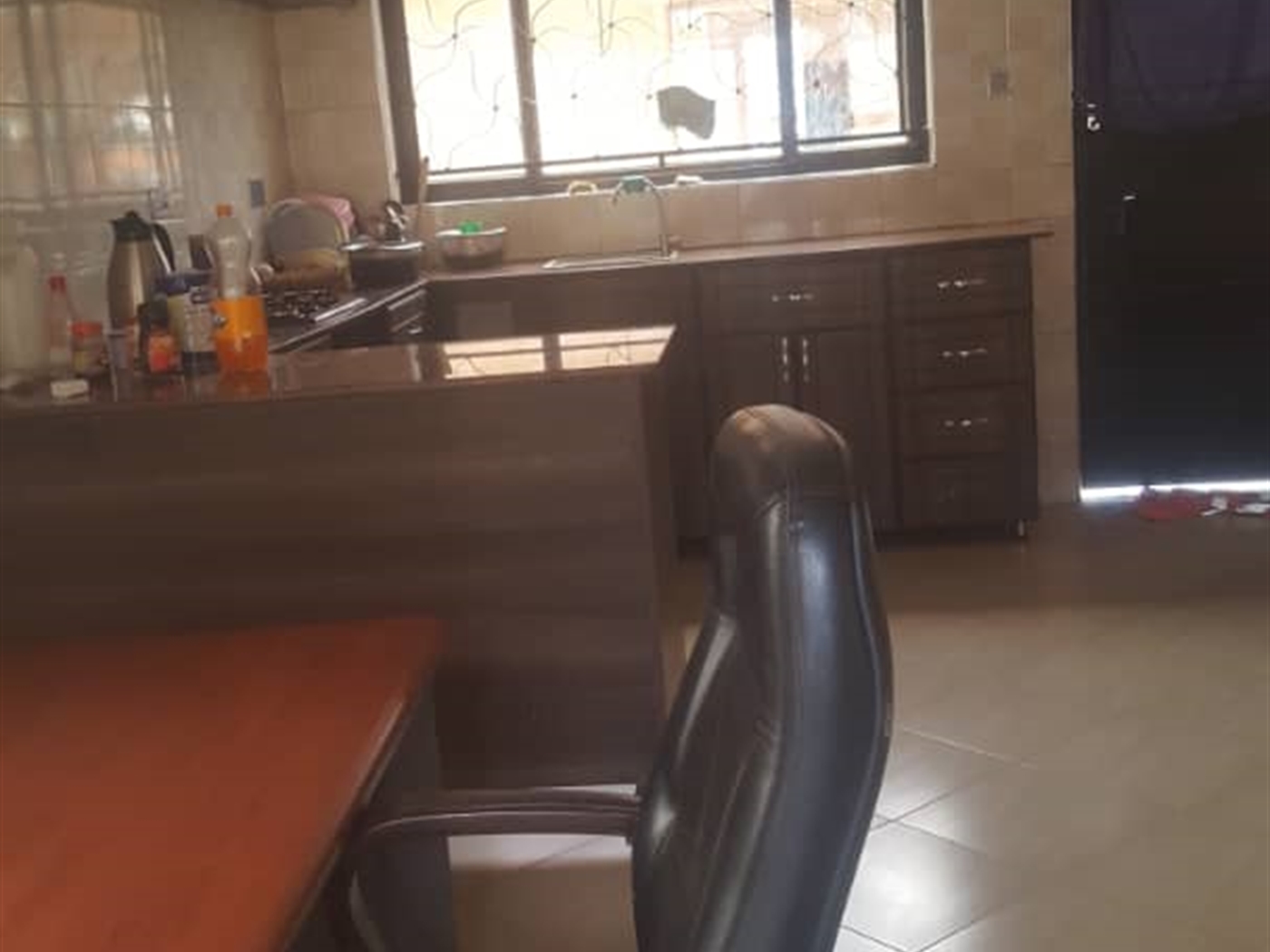 Storeyed house for sale in Kitovu Wakiso