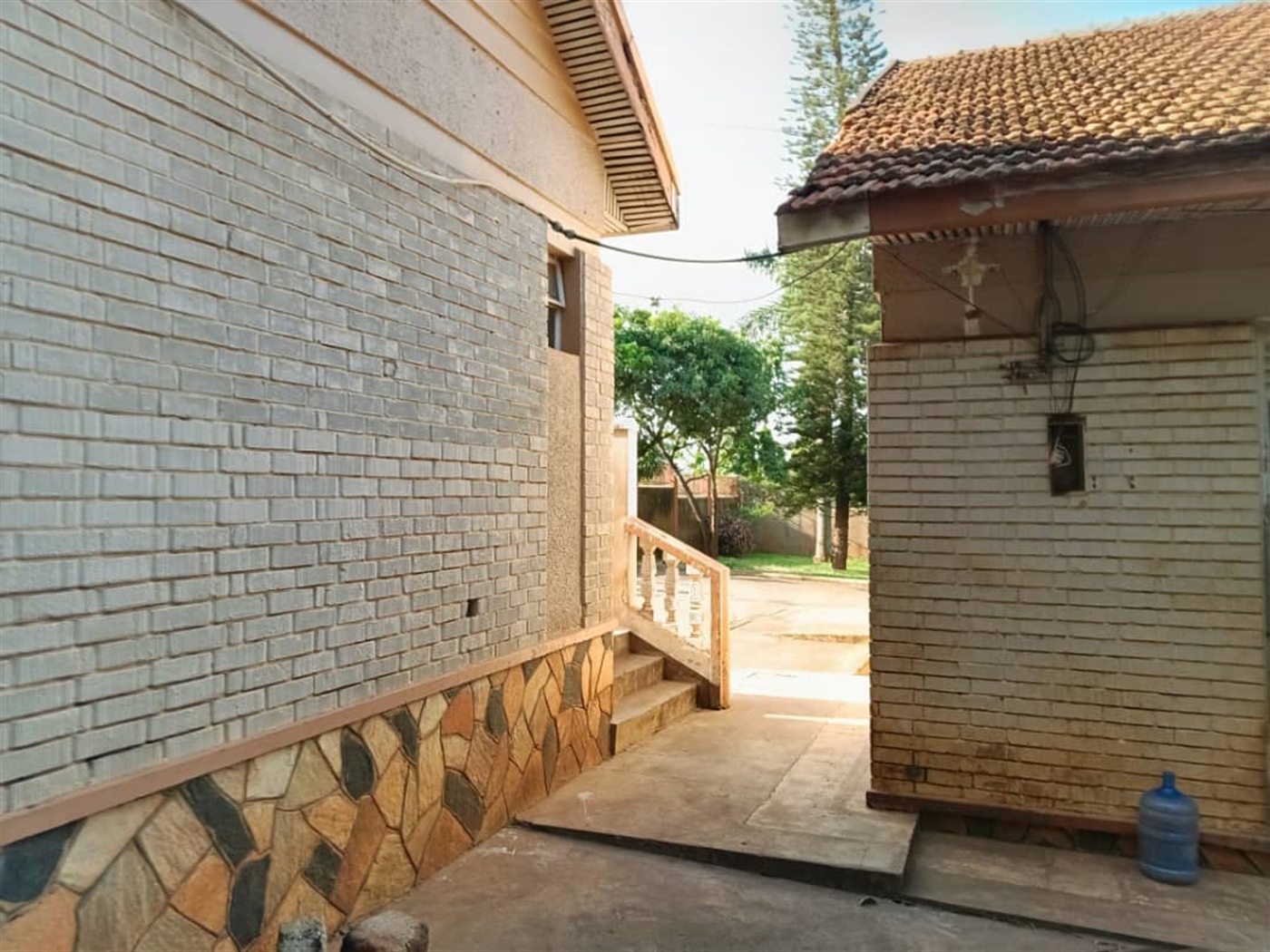 Bungalow for sale in Naguru Kampala