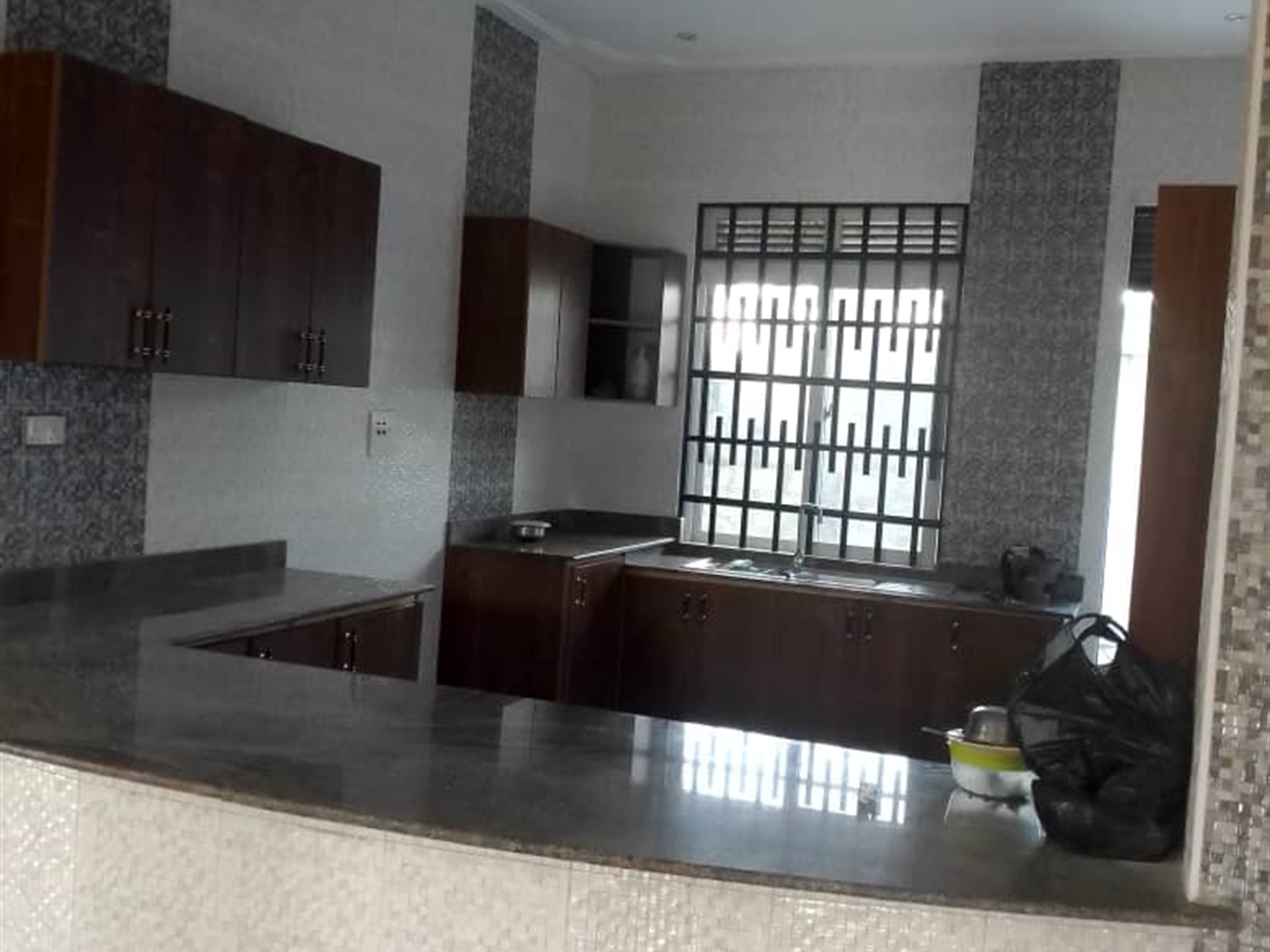 Storeyed house for sale in Kitala Wakiso