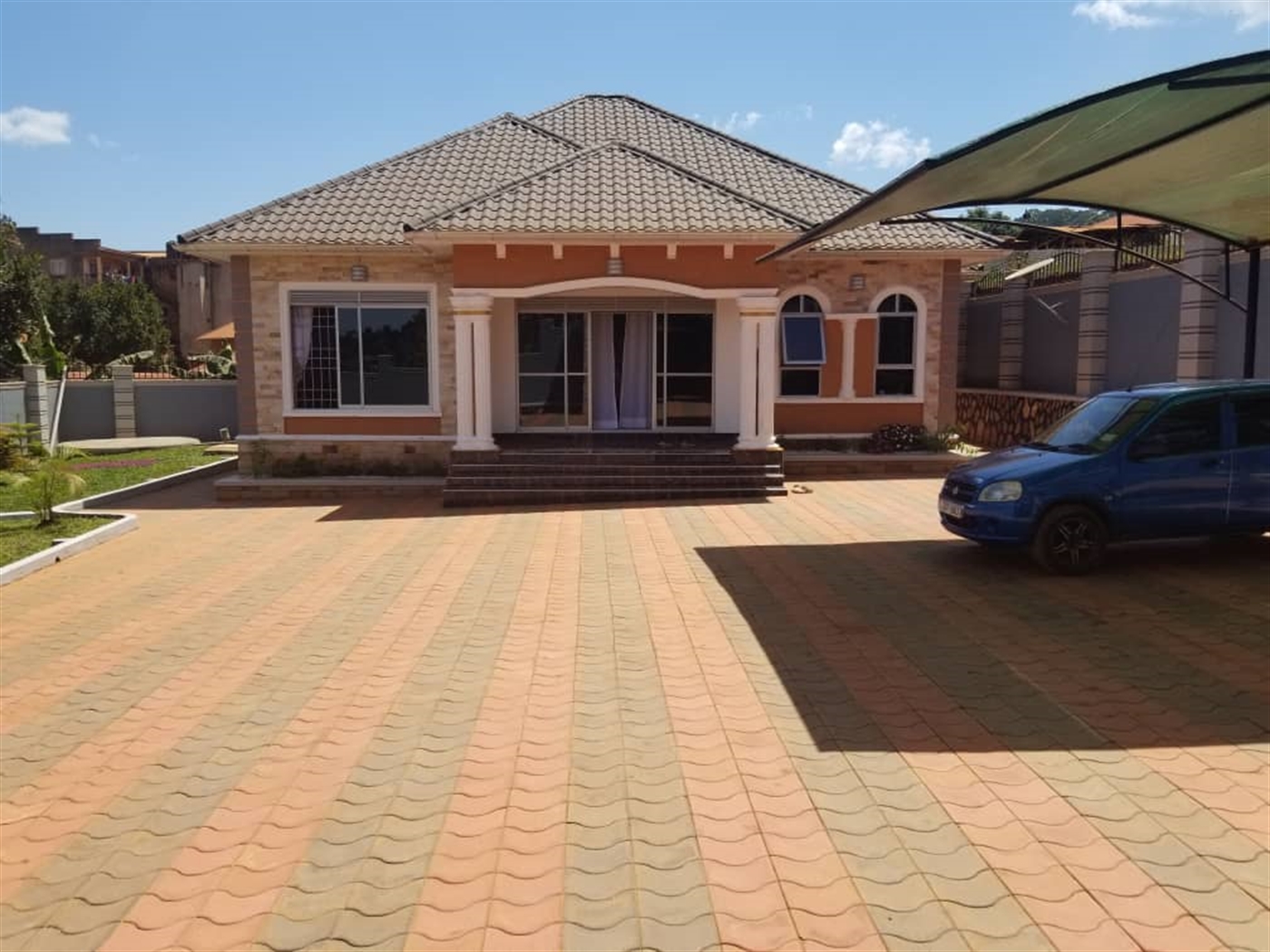 Bungalow for sale in Makandwa Wakiso