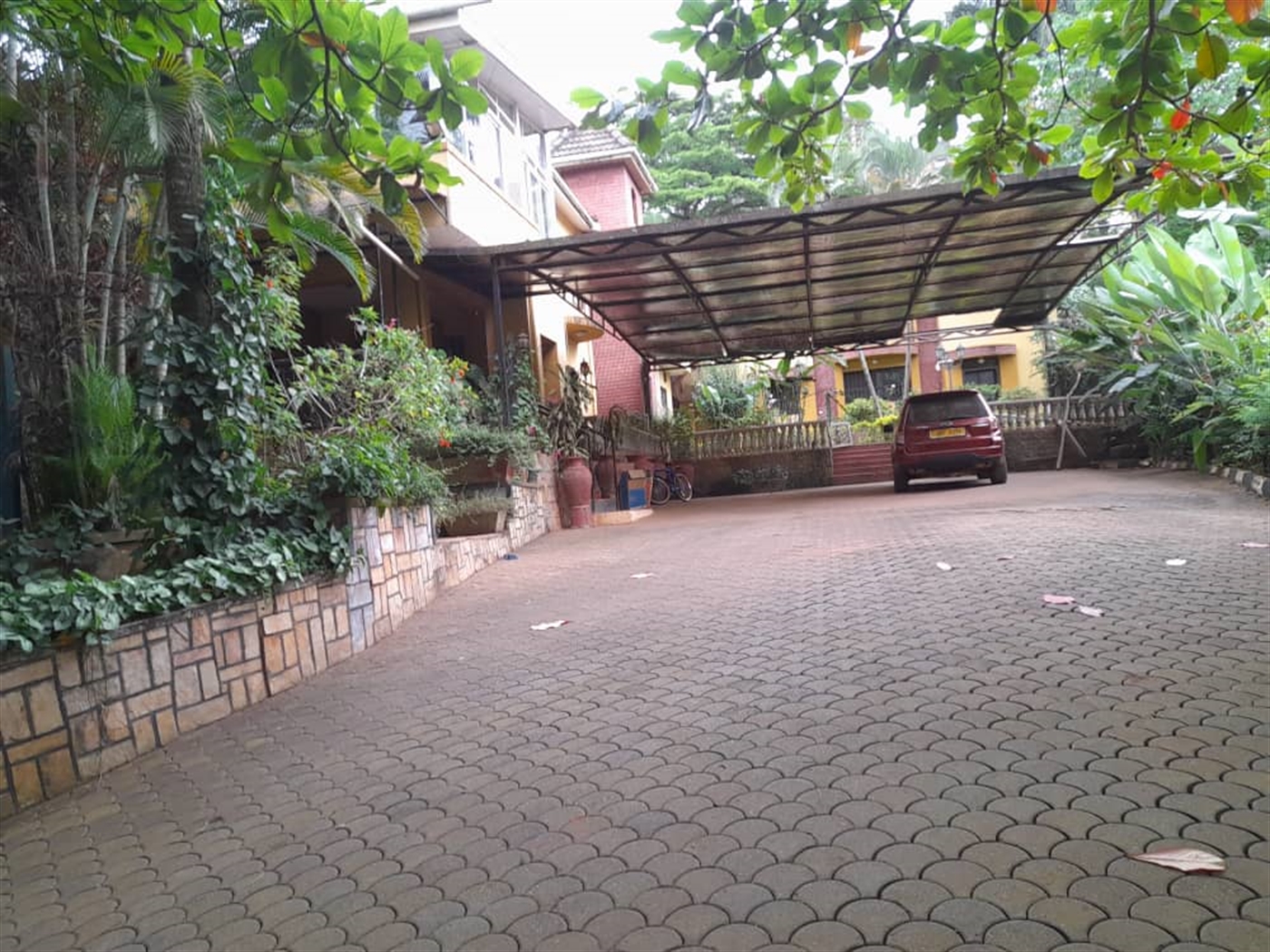 Residential Land for sale in Kololo Kampala