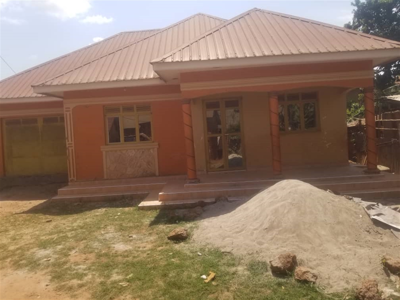 Bungalow for sale in Katale Wakiso