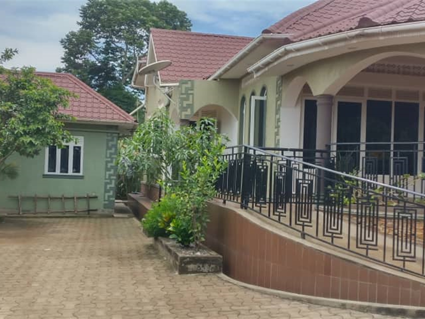 Bungalow for sale in Seeta Mukono