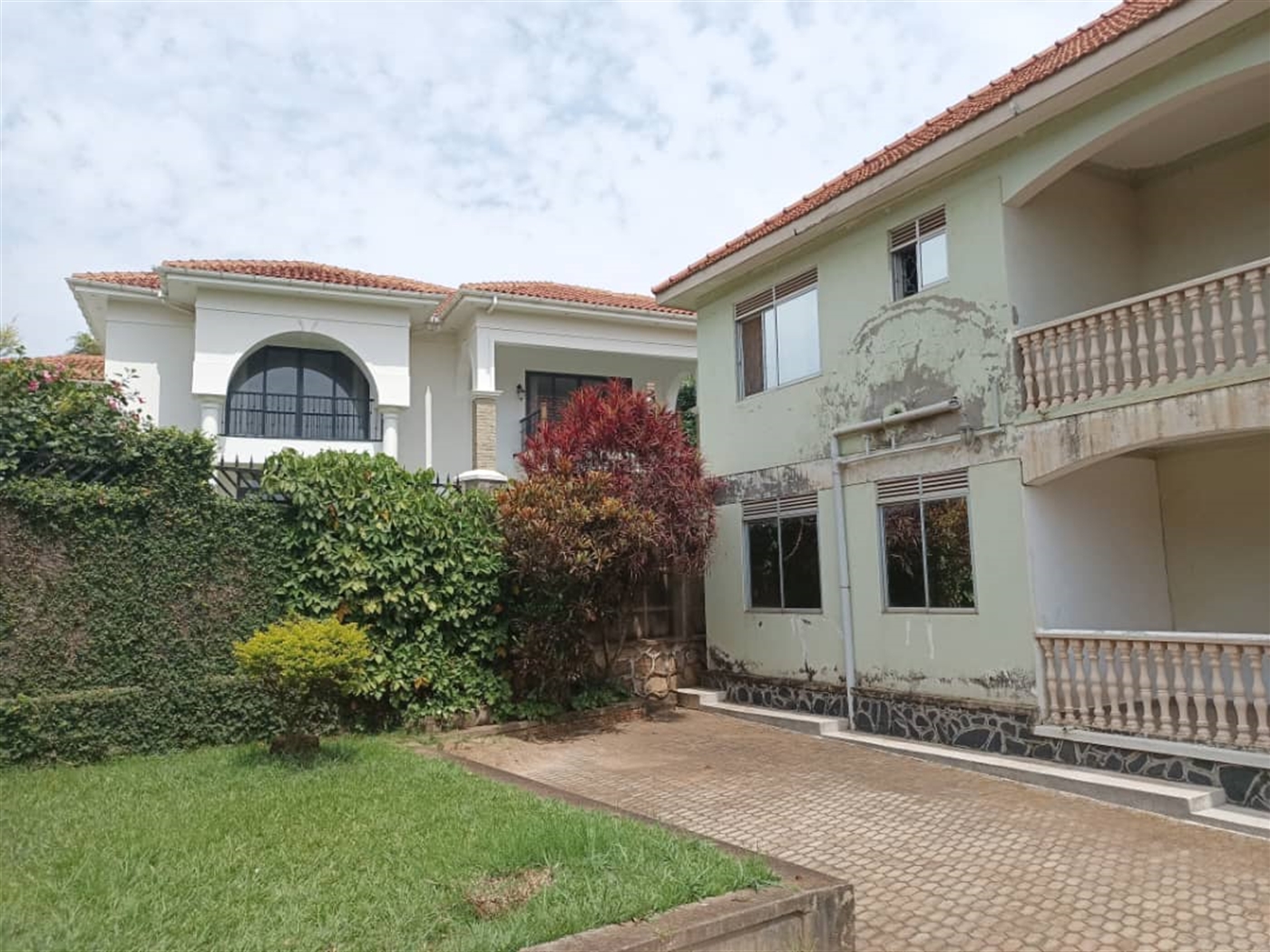 Storeyed house for sale in Bbunga Kampala