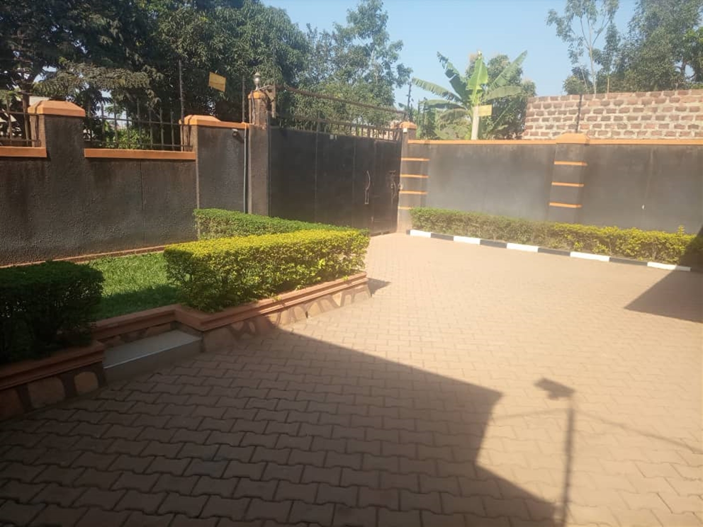 Bungalow for sale in Buloba Wakiso